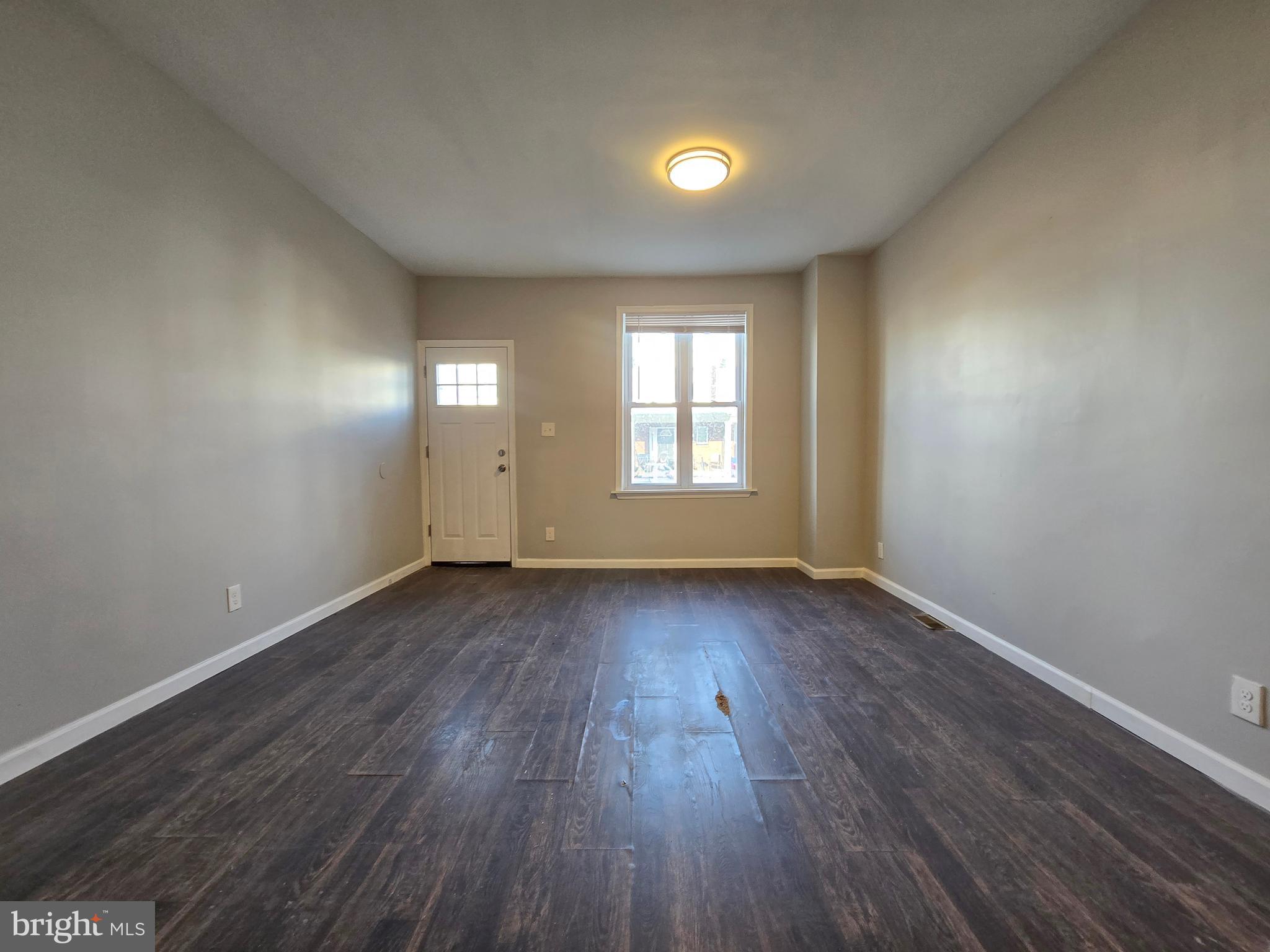 PORT RICHMOND - Residential