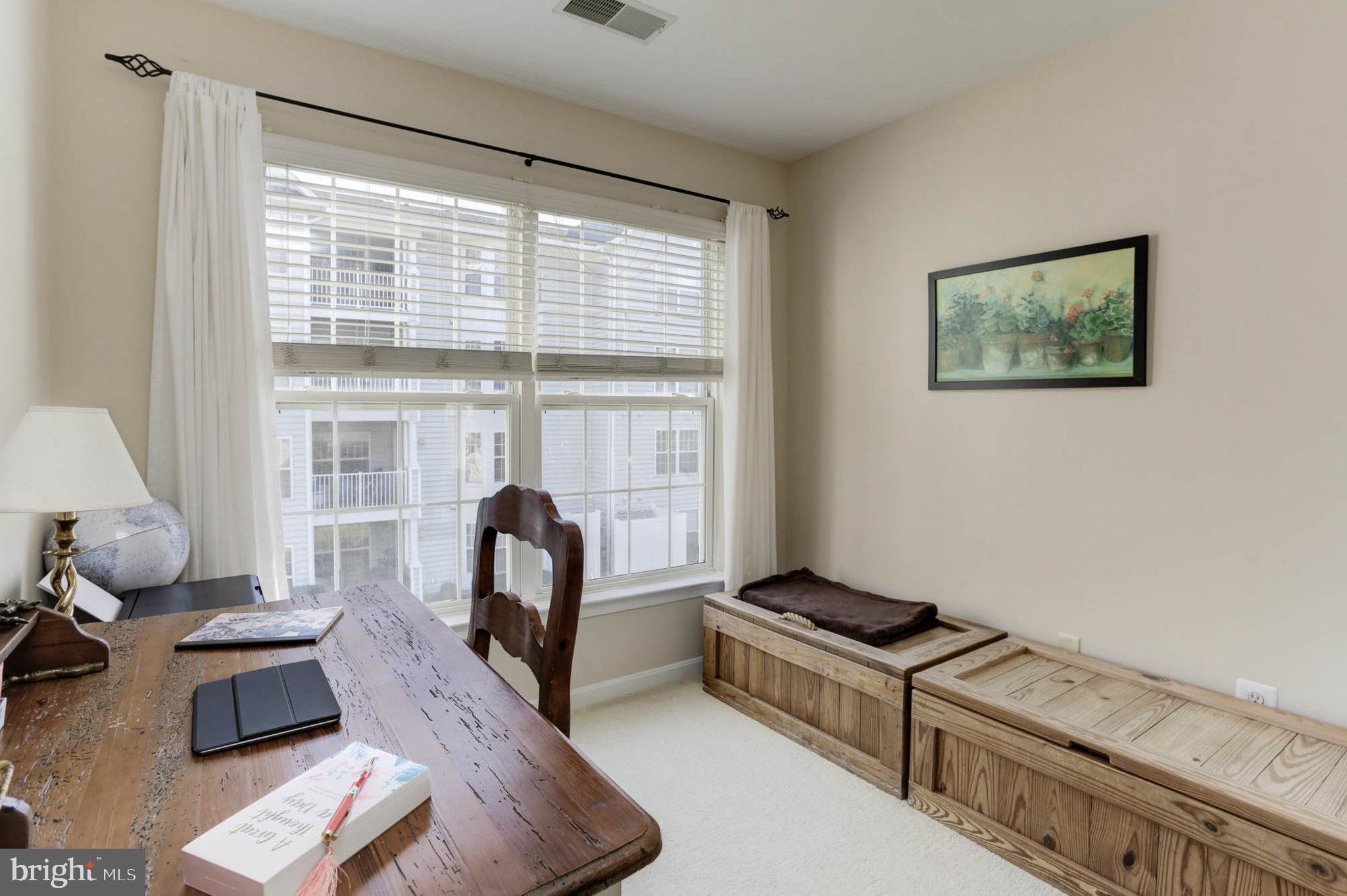 TIDEWATER COLONY - Residential