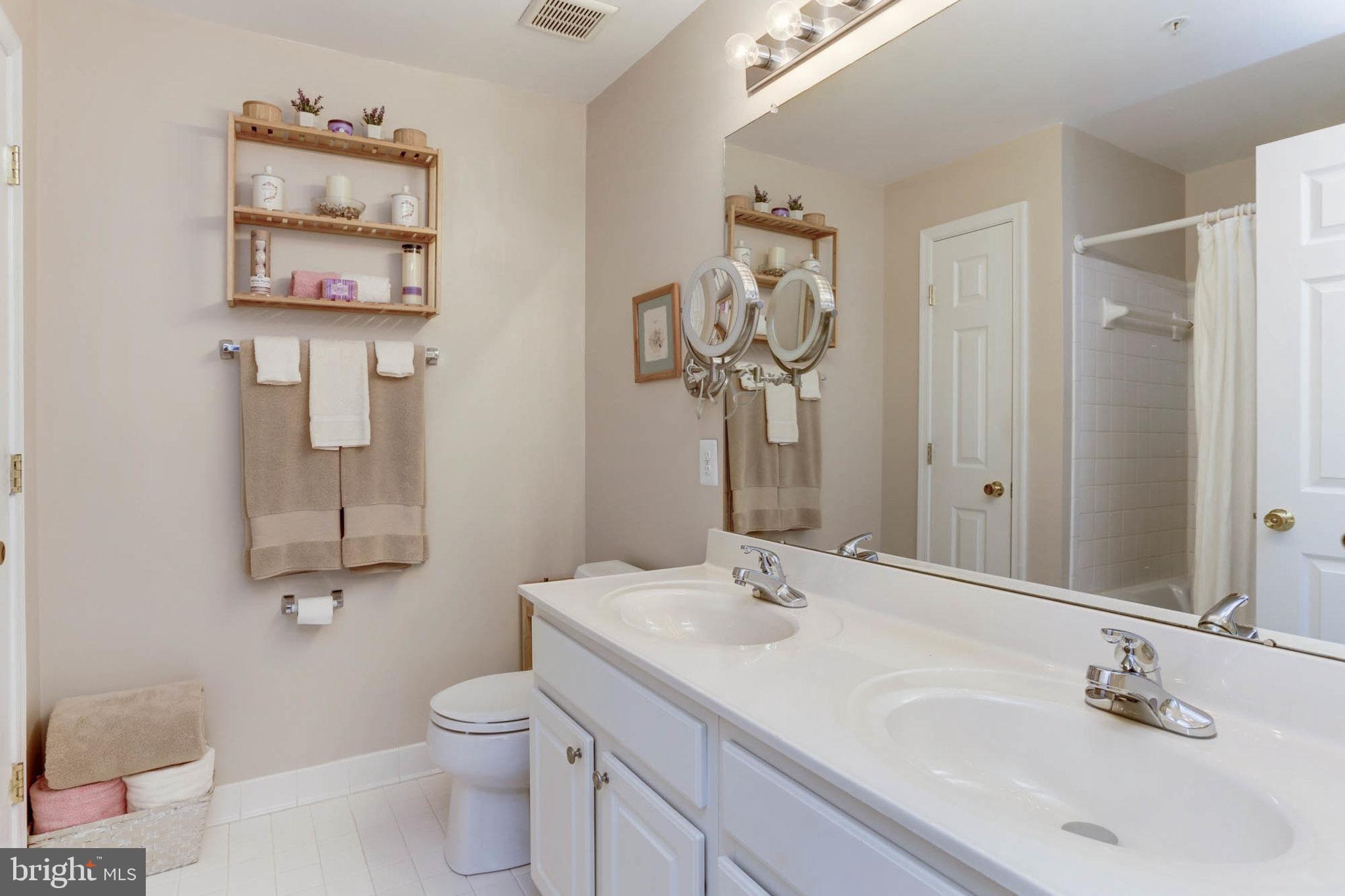 TIDEWATER COLONY - Residential