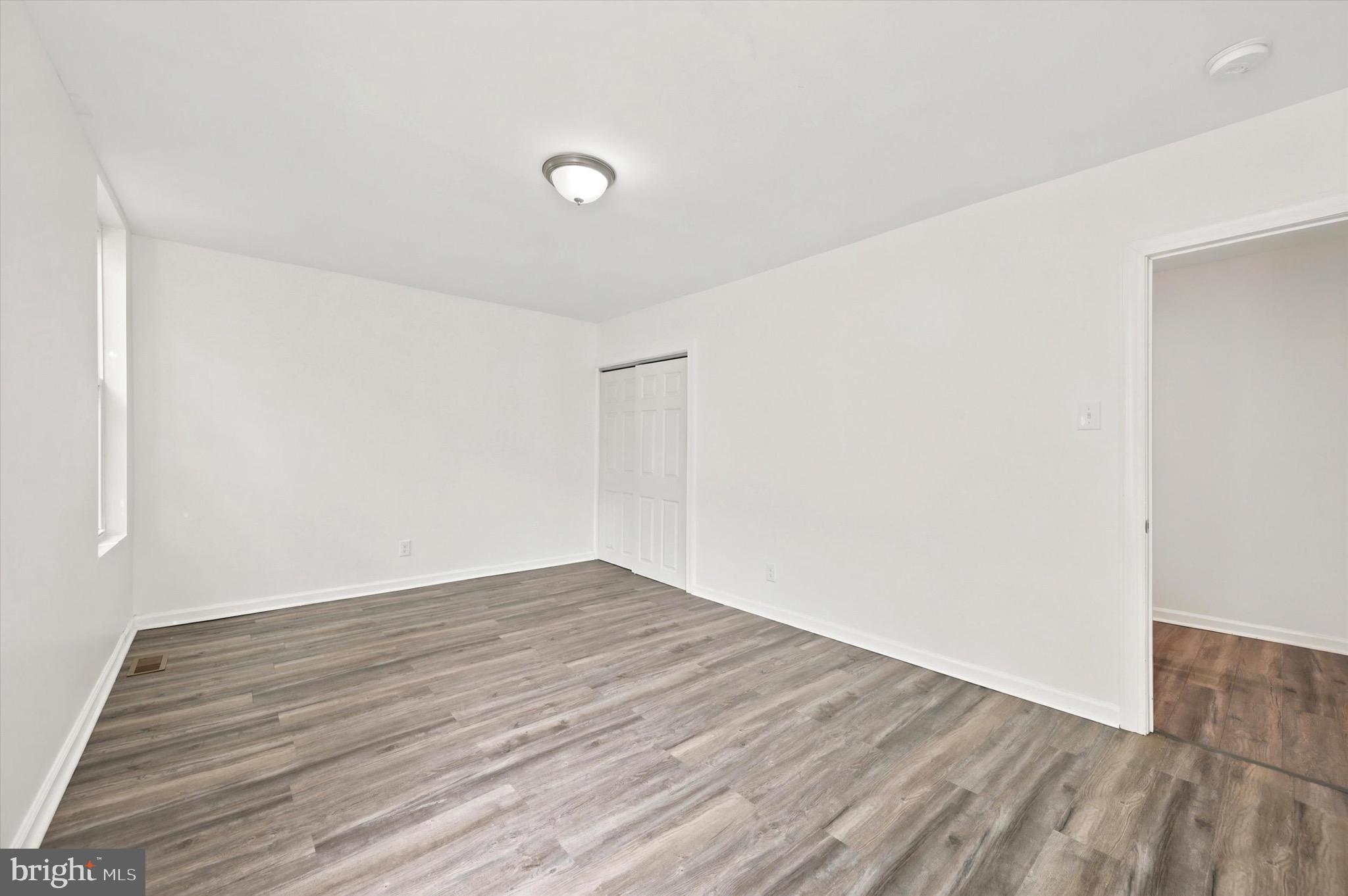 MILL CREEK - Residential