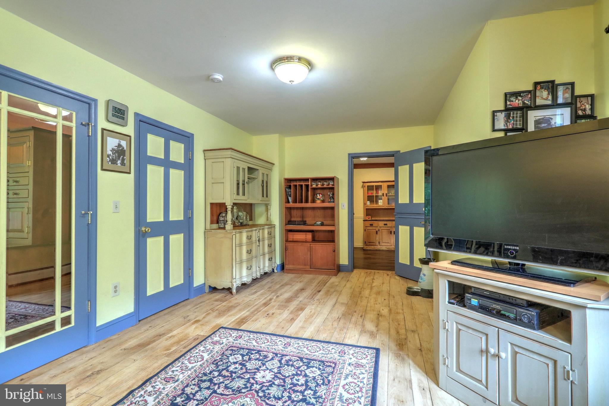 SHREWSBURY TWP - Residential