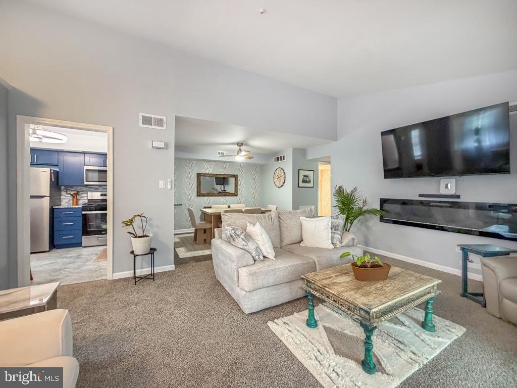 BELMONT STATION - Residential