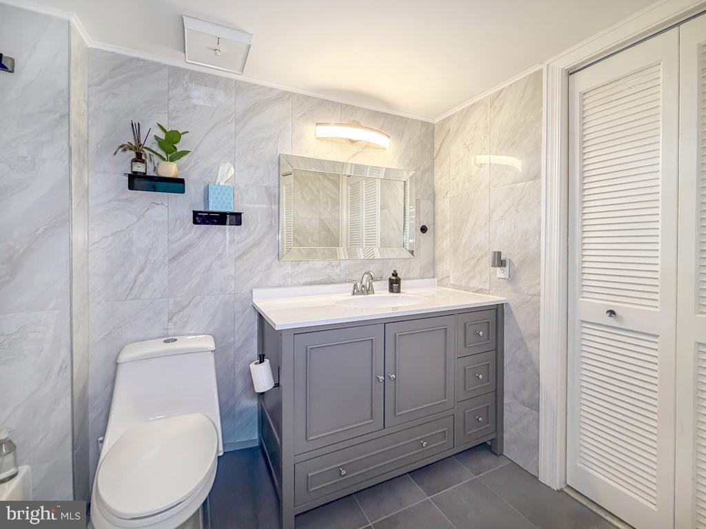 BELMONT STATION - Residential