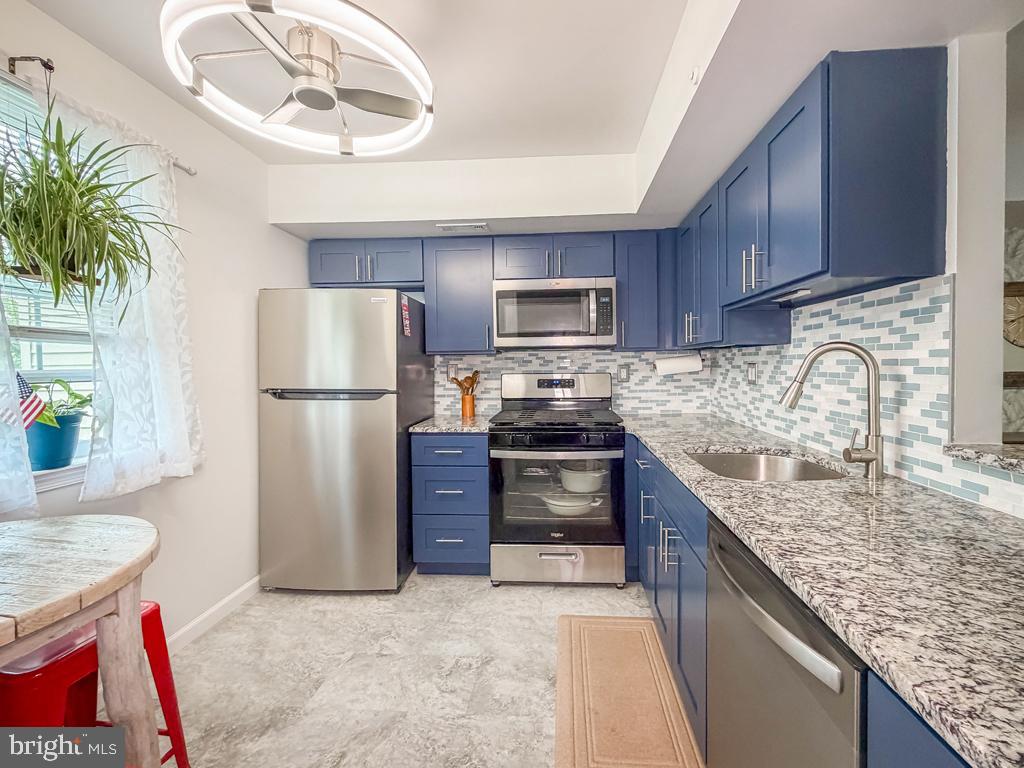 BELMONT STATION - Residential