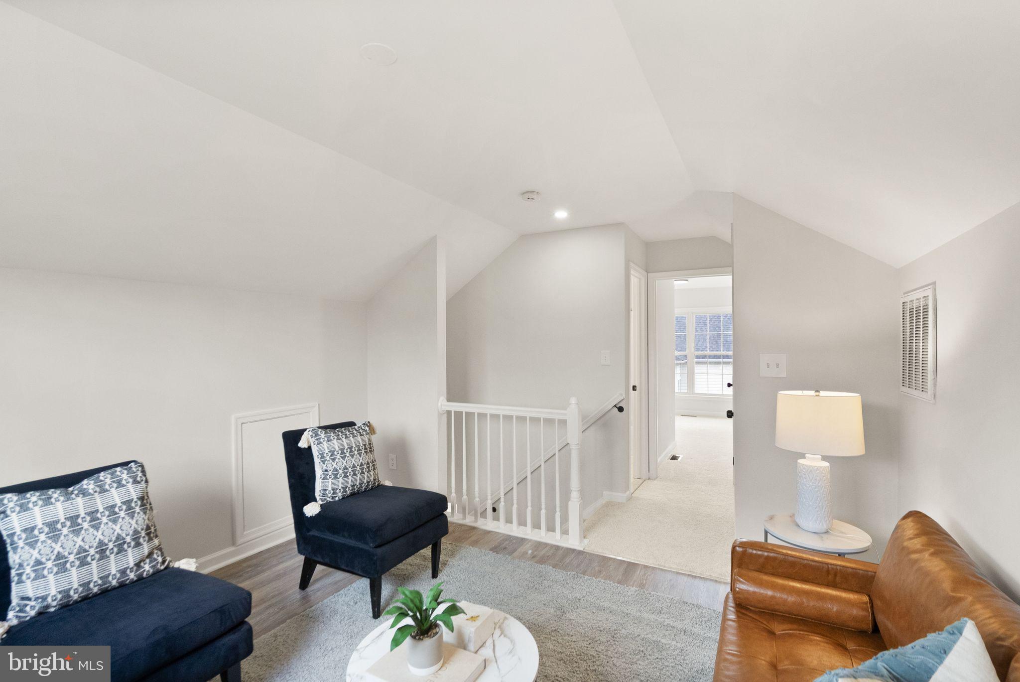 EDWARDS LANDING - Residential