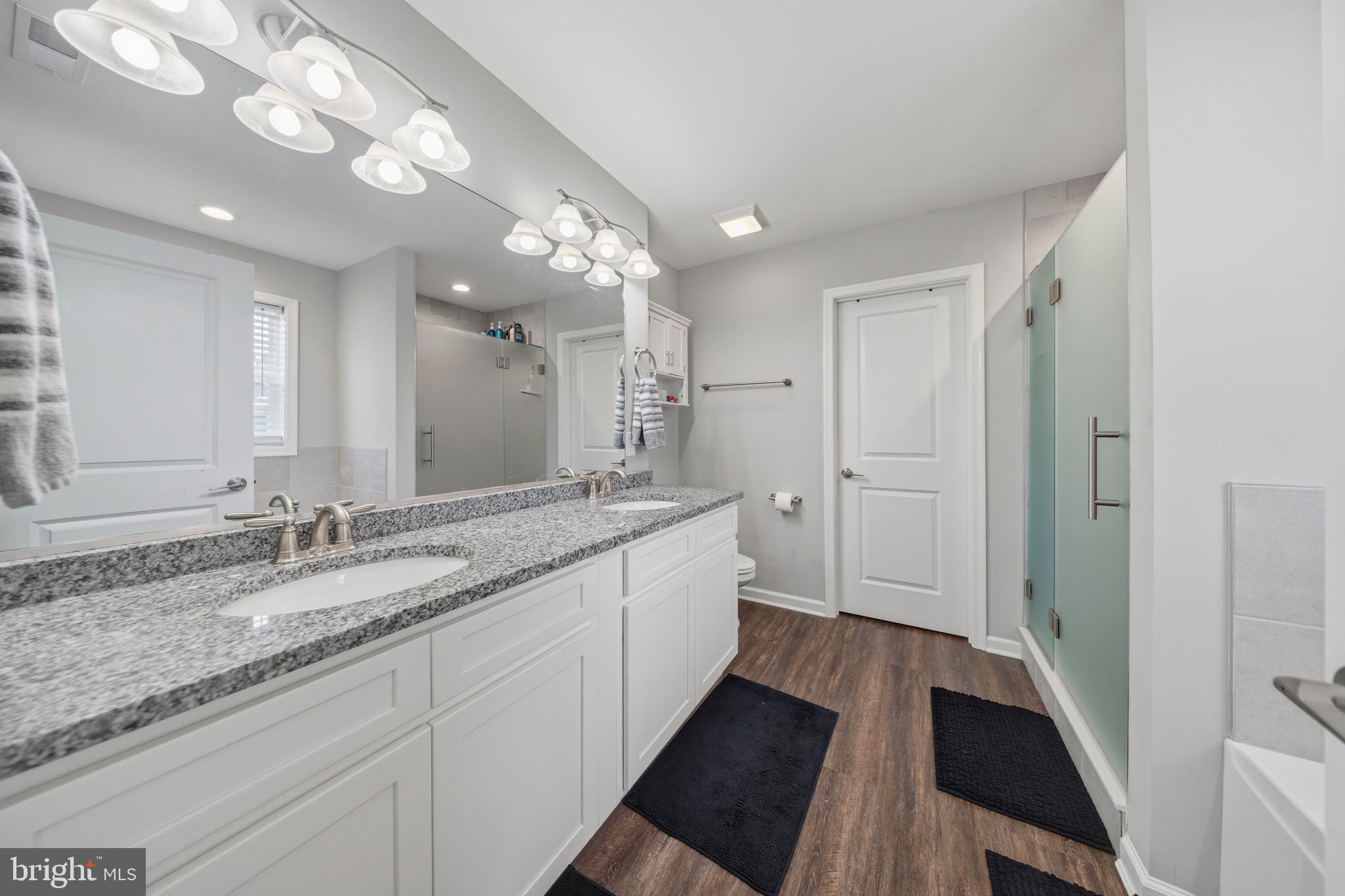 KING FARMS - Residential