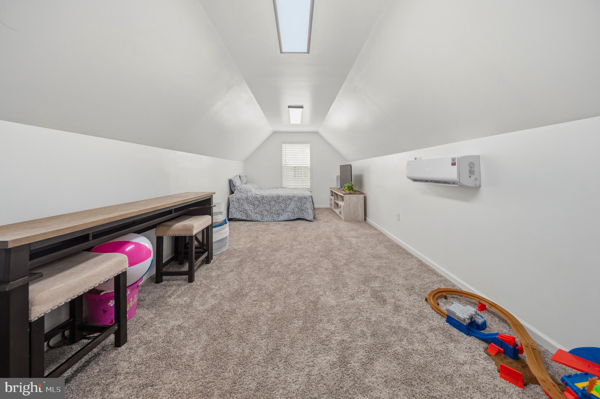 KING FARMS - Residential