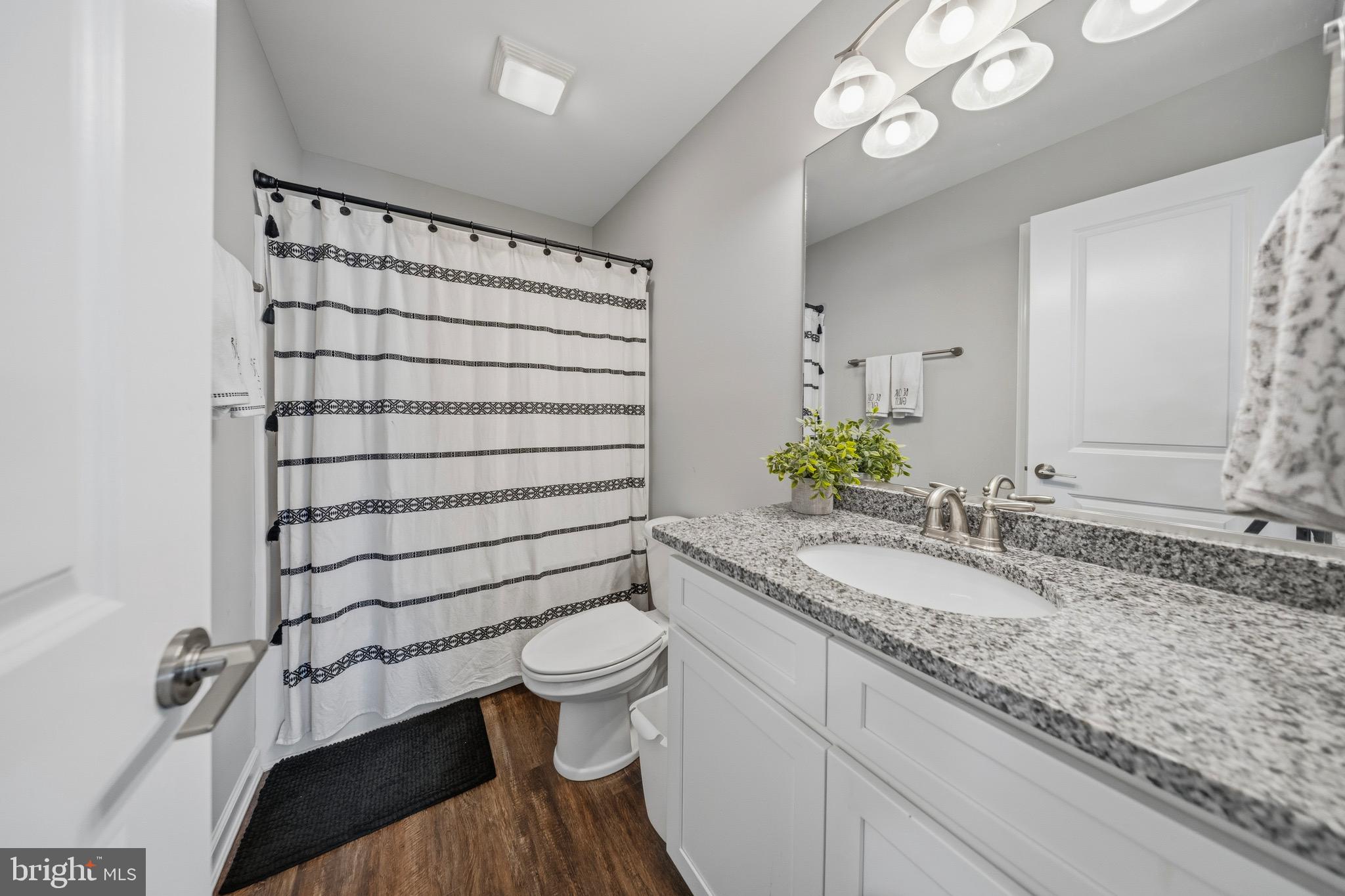 KING FARMS - Residential