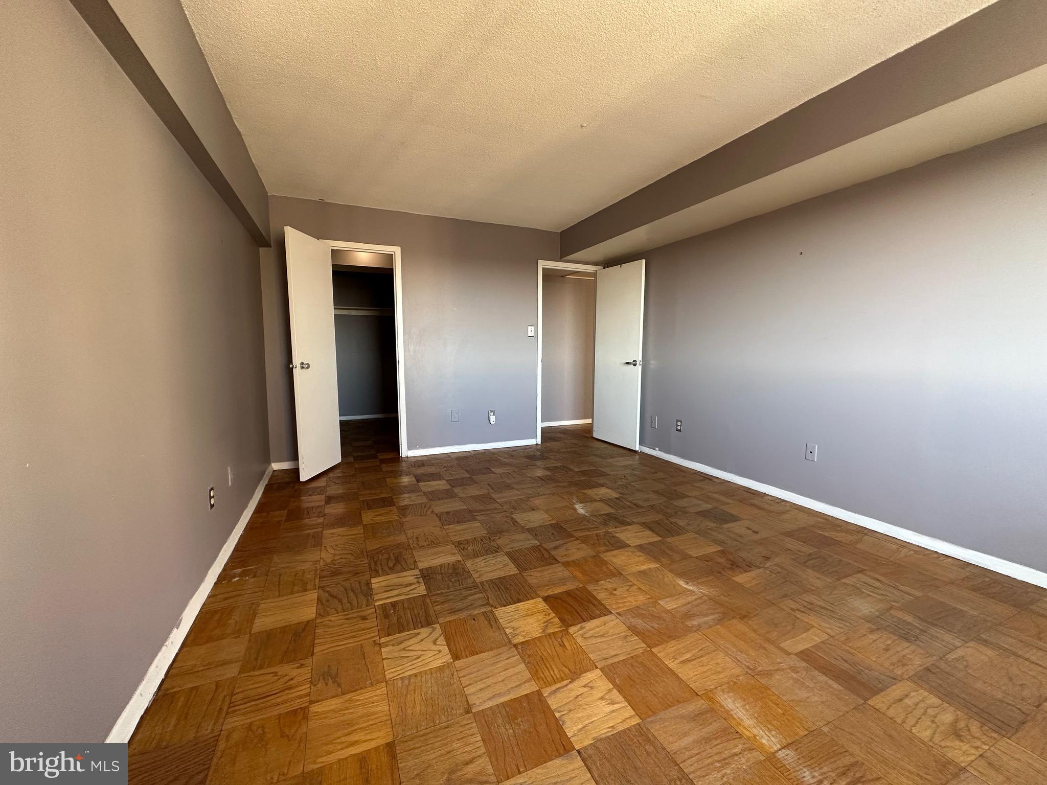 ADELPHI - Residential