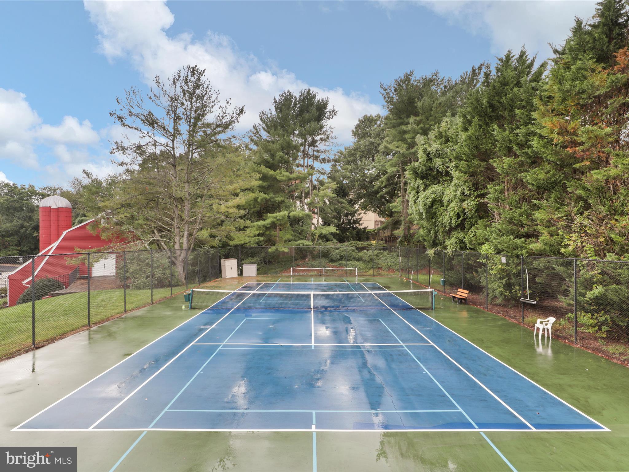 HUNTER MILL ESTATES - Residential
