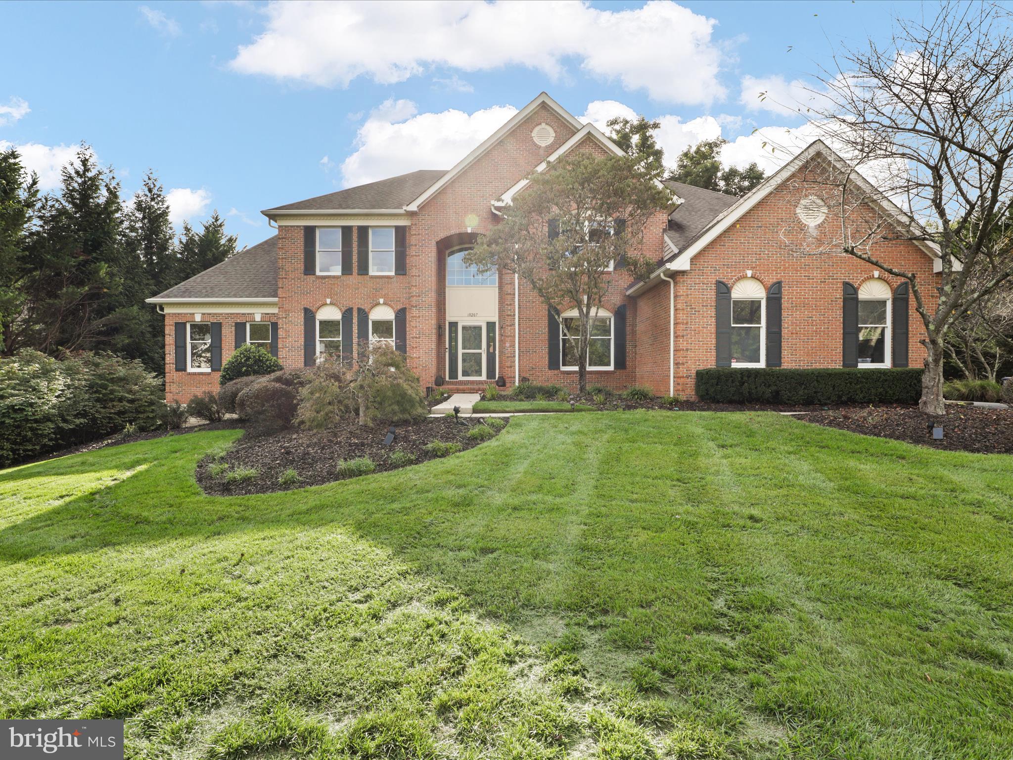 HUNTER MILL ESTATES - Residential