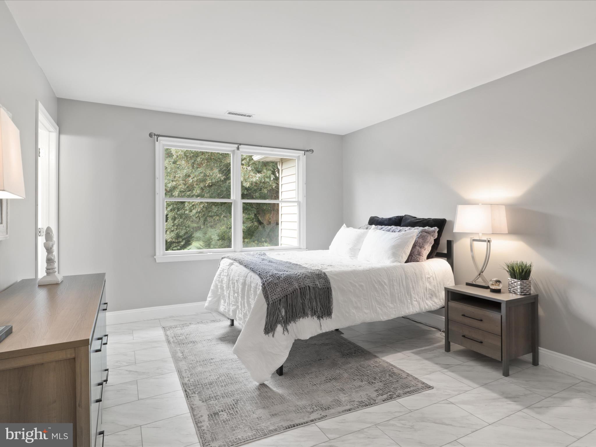 HUNTER MILL ESTATES - Residential