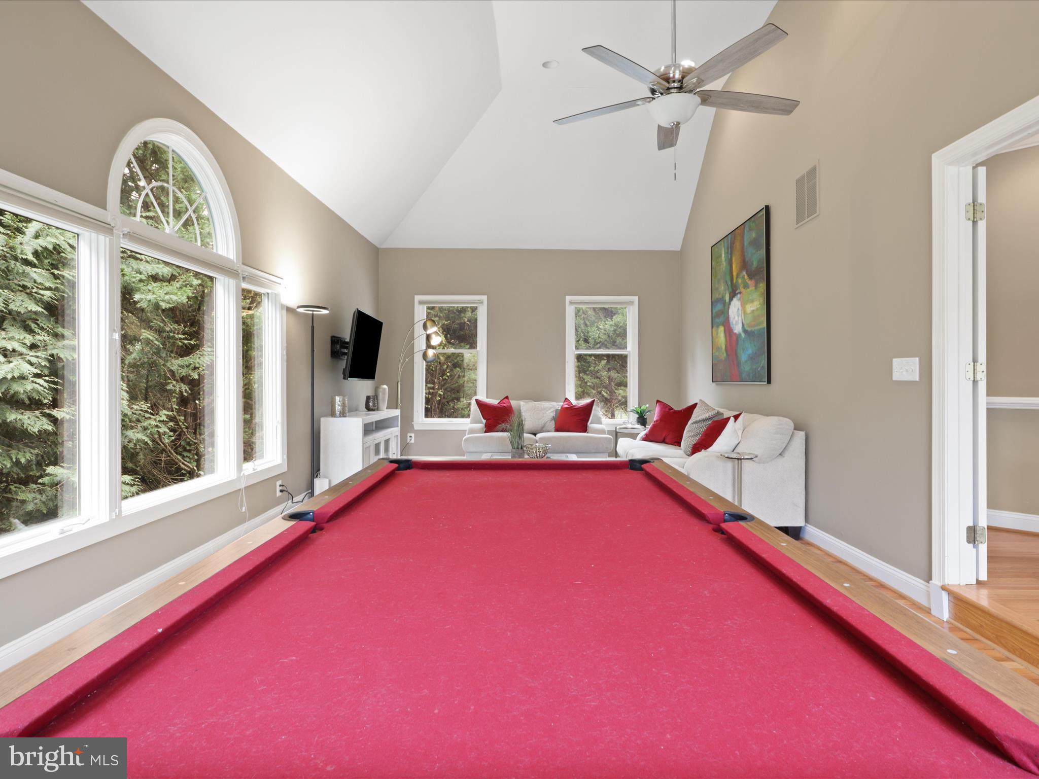 HUNTER MILL ESTATES - Residential