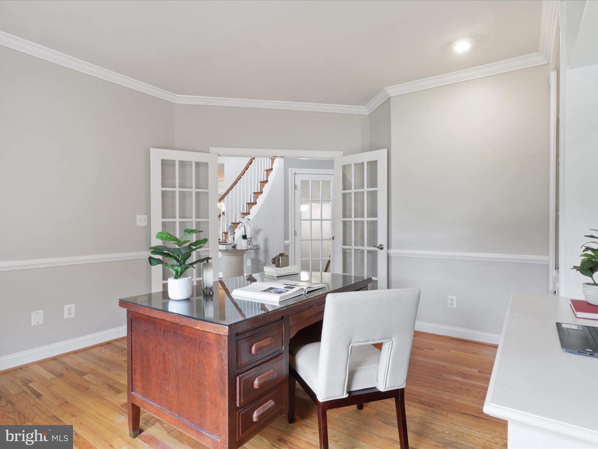 HUNTER MILL ESTATES - Residential