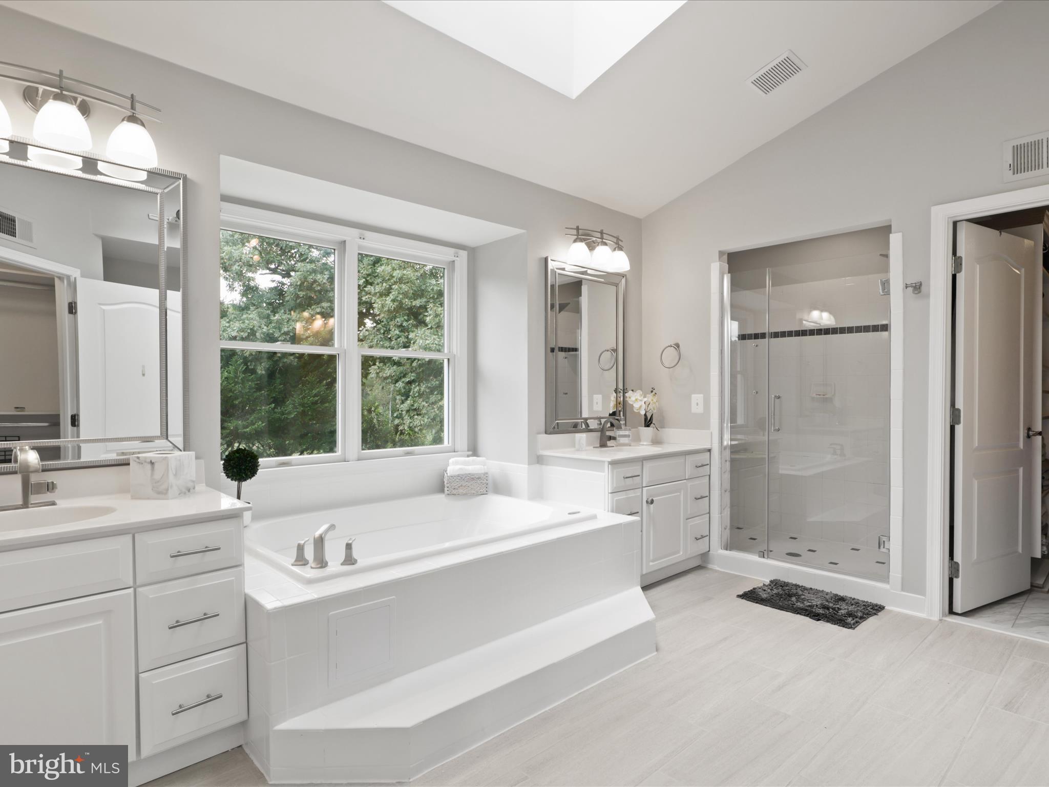 HUNTER MILL ESTATES - Residential