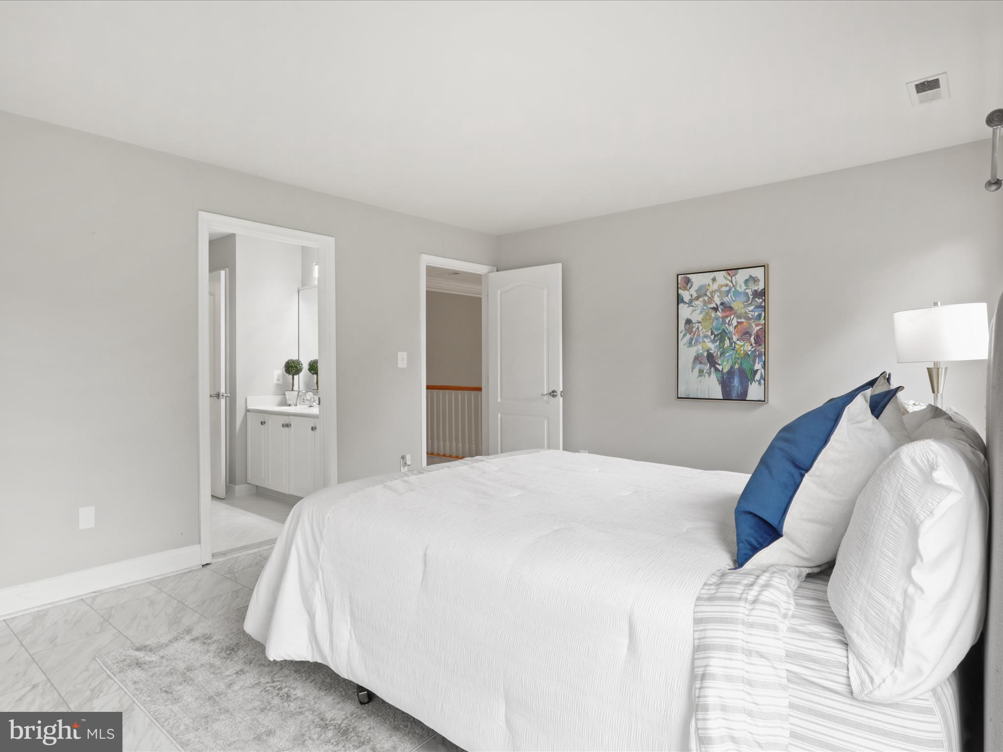 HUNTER MILL ESTATES - Residential