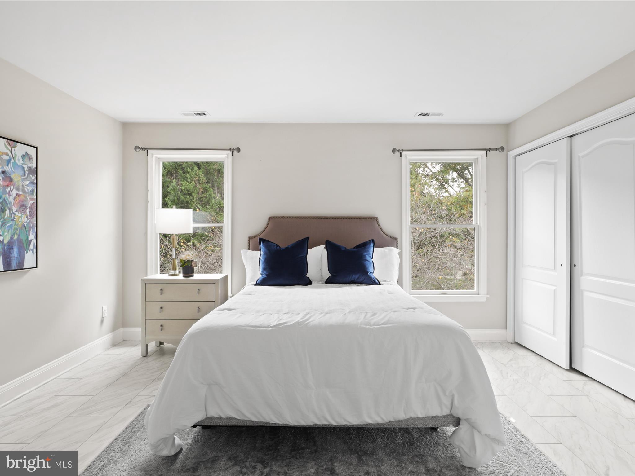 HUNTER MILL ESTATES - Residential
