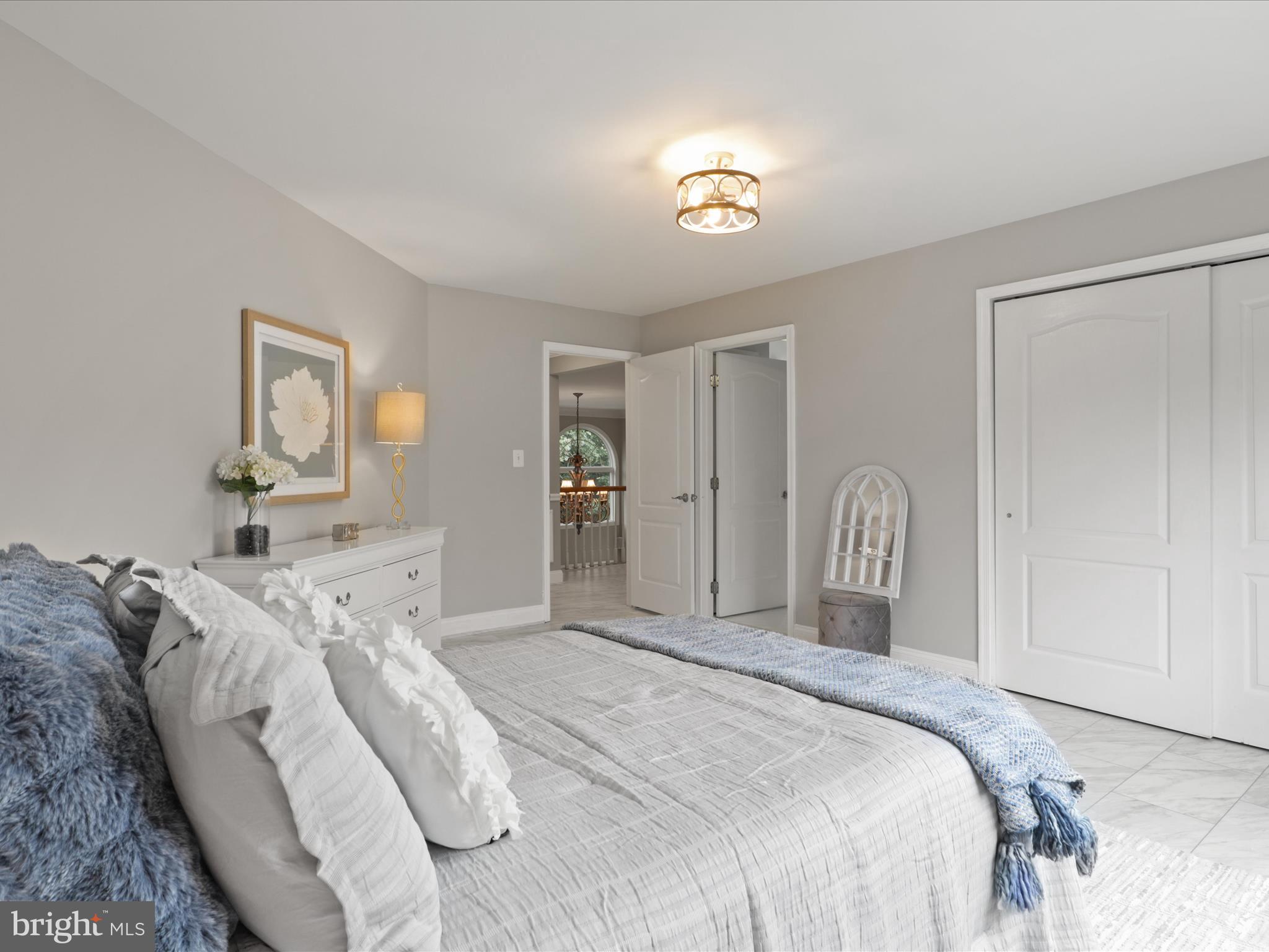HUNTER MILL ESTATES - Residential