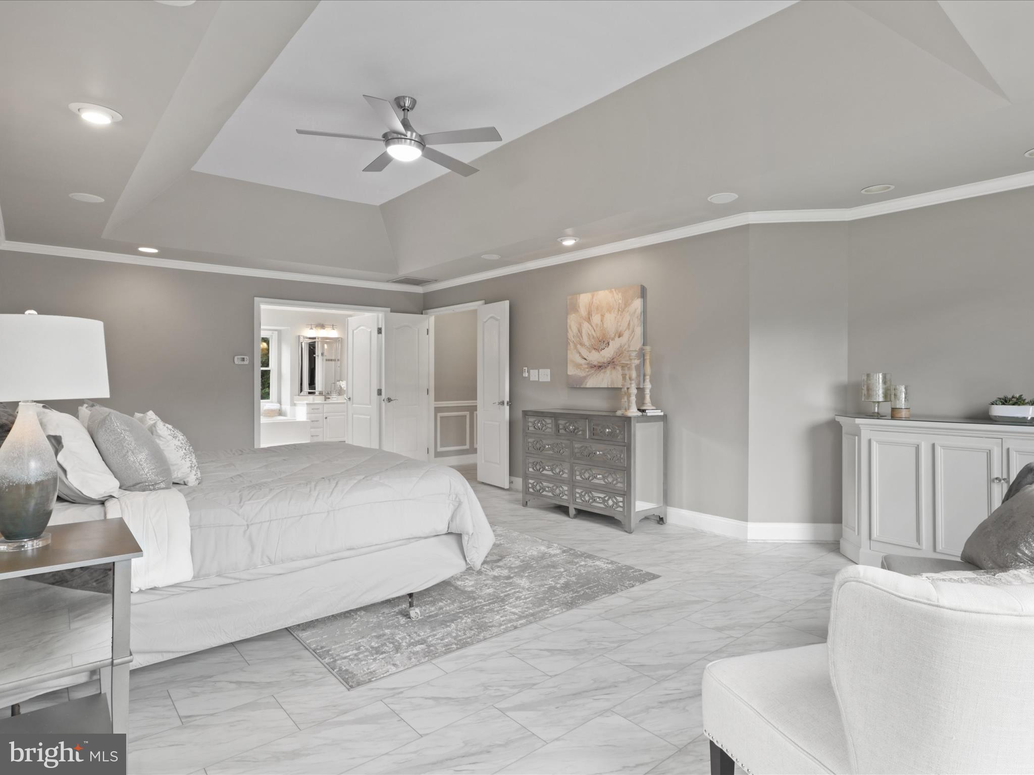 HUNTER MILL ESTATES - Residential