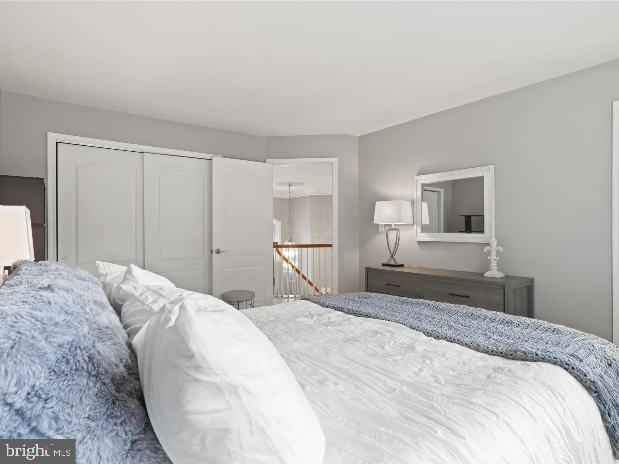 HUNTER MILL ESTATES - Residential