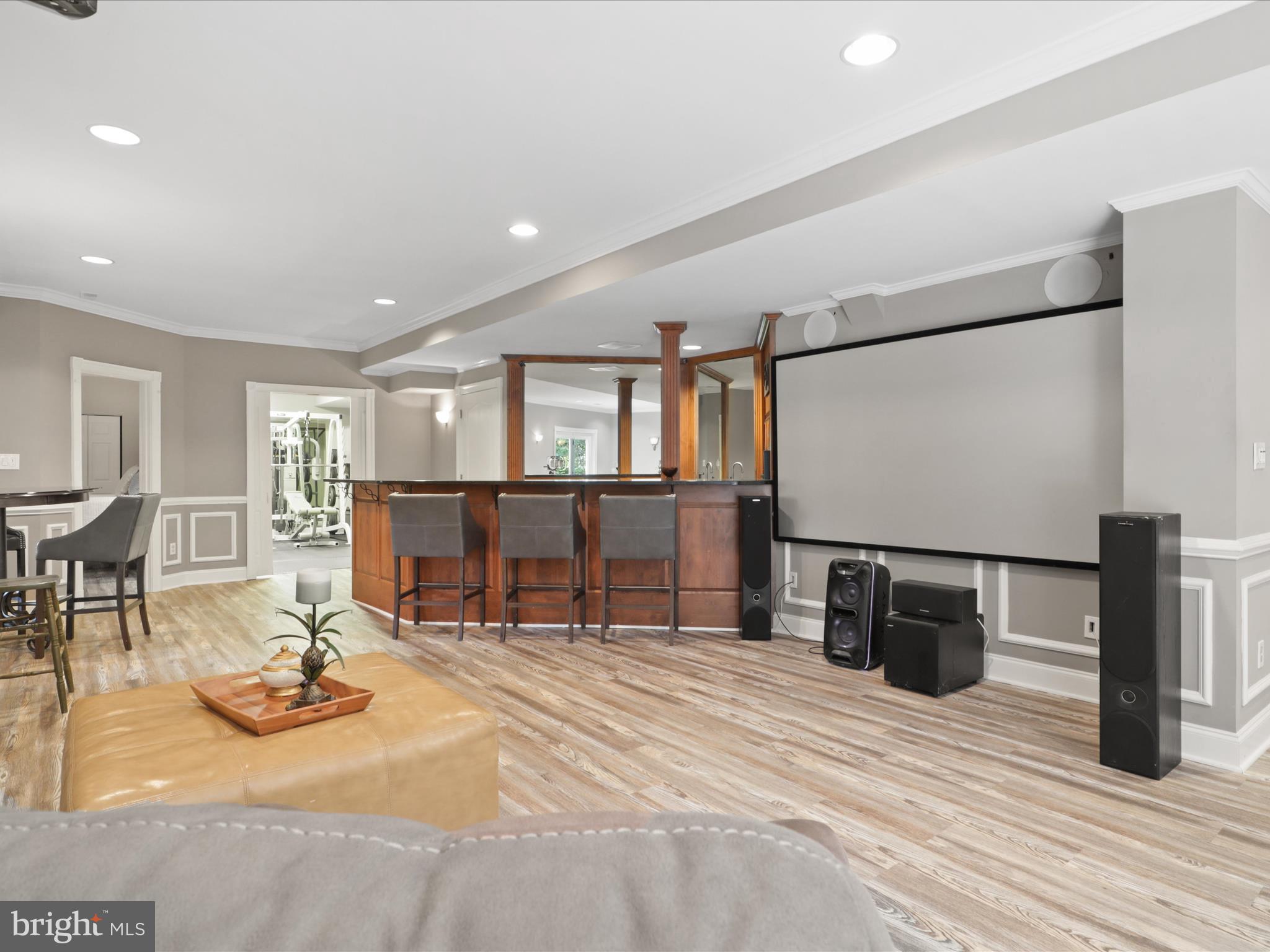 HUNTER MILL ESTATES - Residential