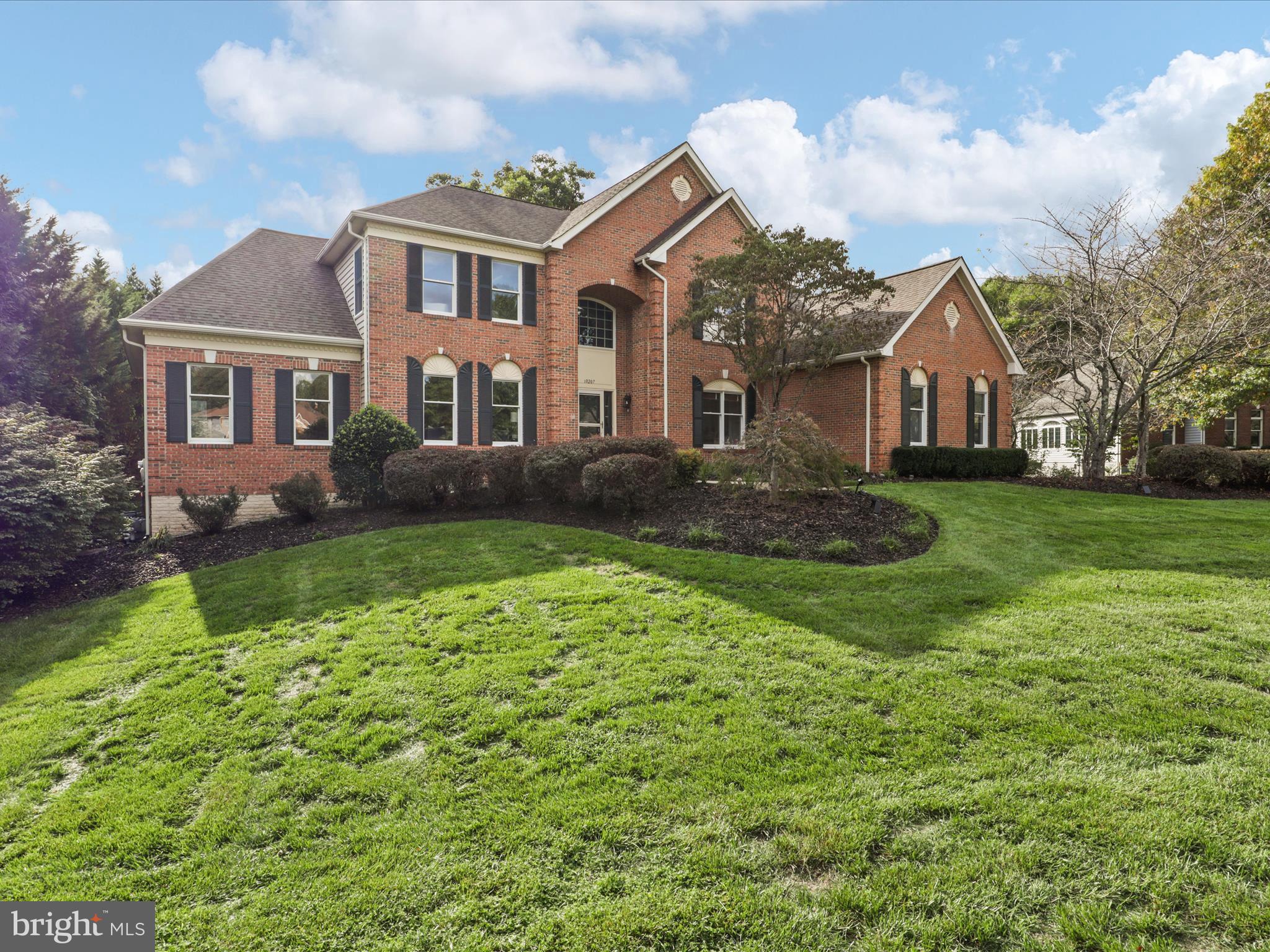 HUNTER MILL ESTATES - Residential