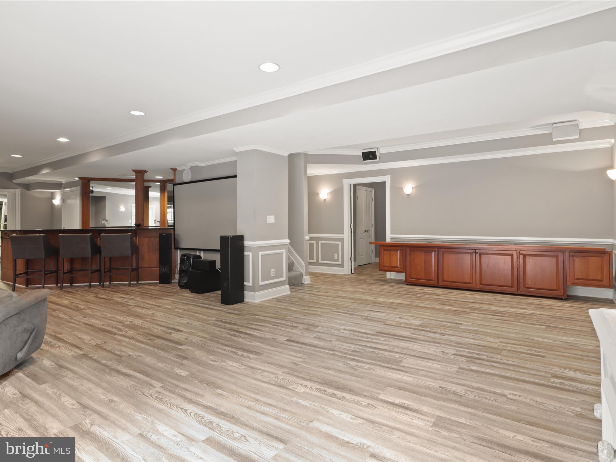 HUNTER MILL ESTATES - Residential