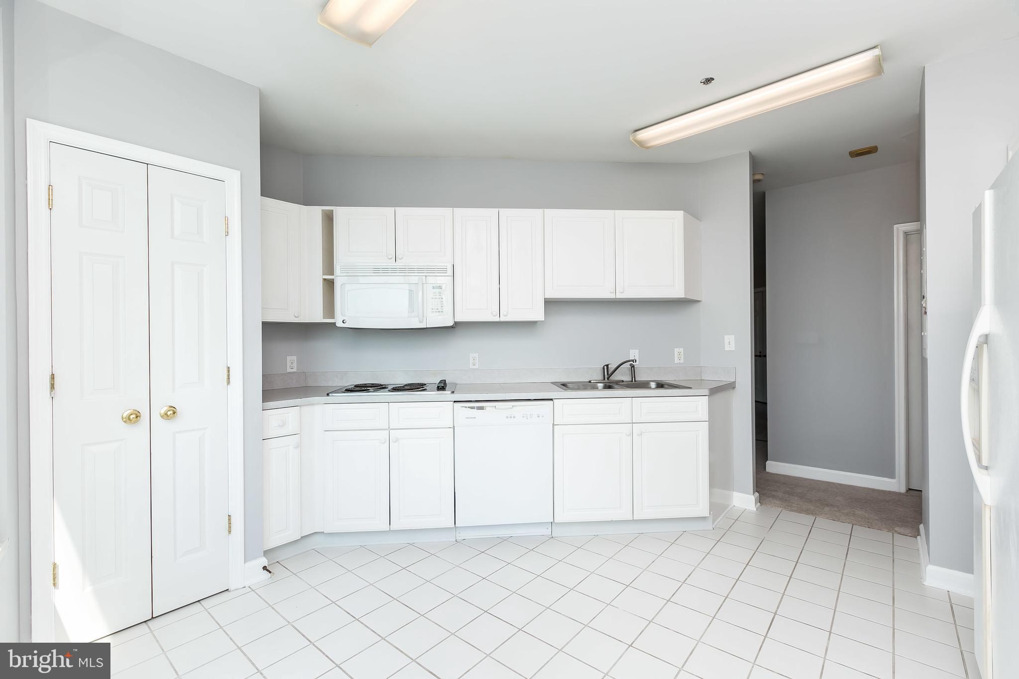 HARBORVIEW - Residential Lease