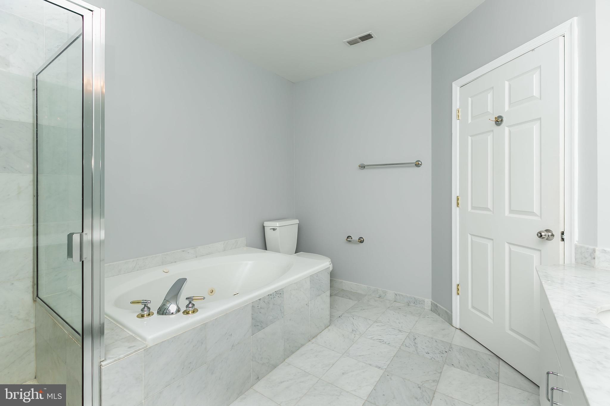 HARBORVIEW - Residential Lease