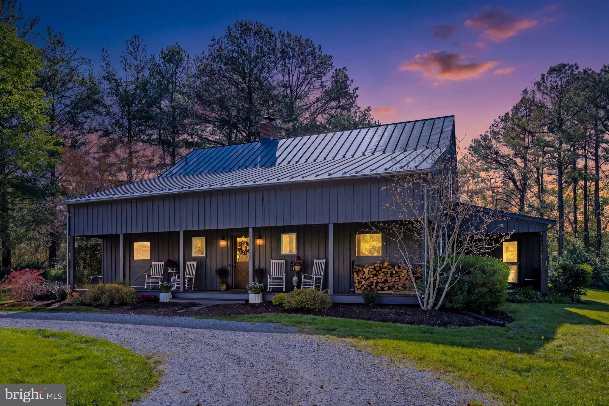 THE PLAINS - Residential