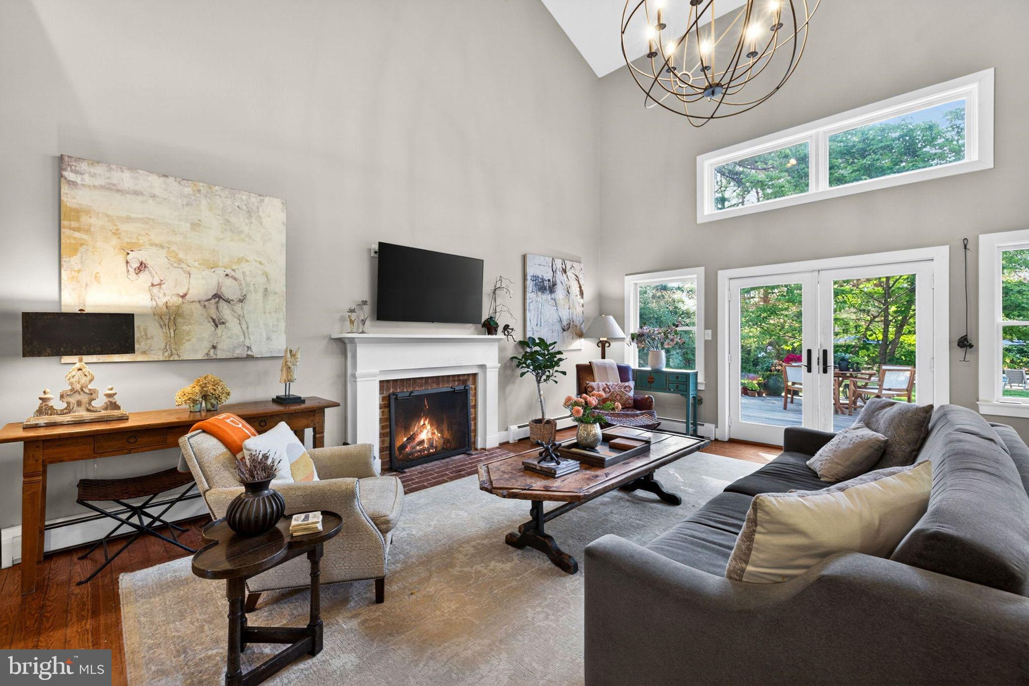 THE PLAINS - Residential