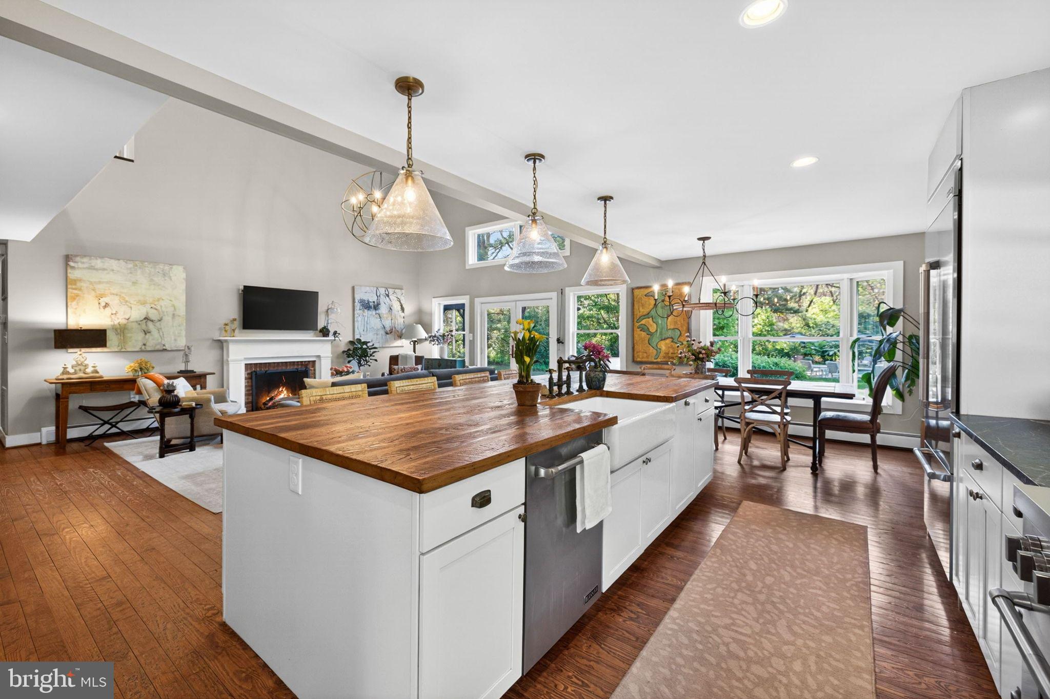 THE PLAINS - Residential