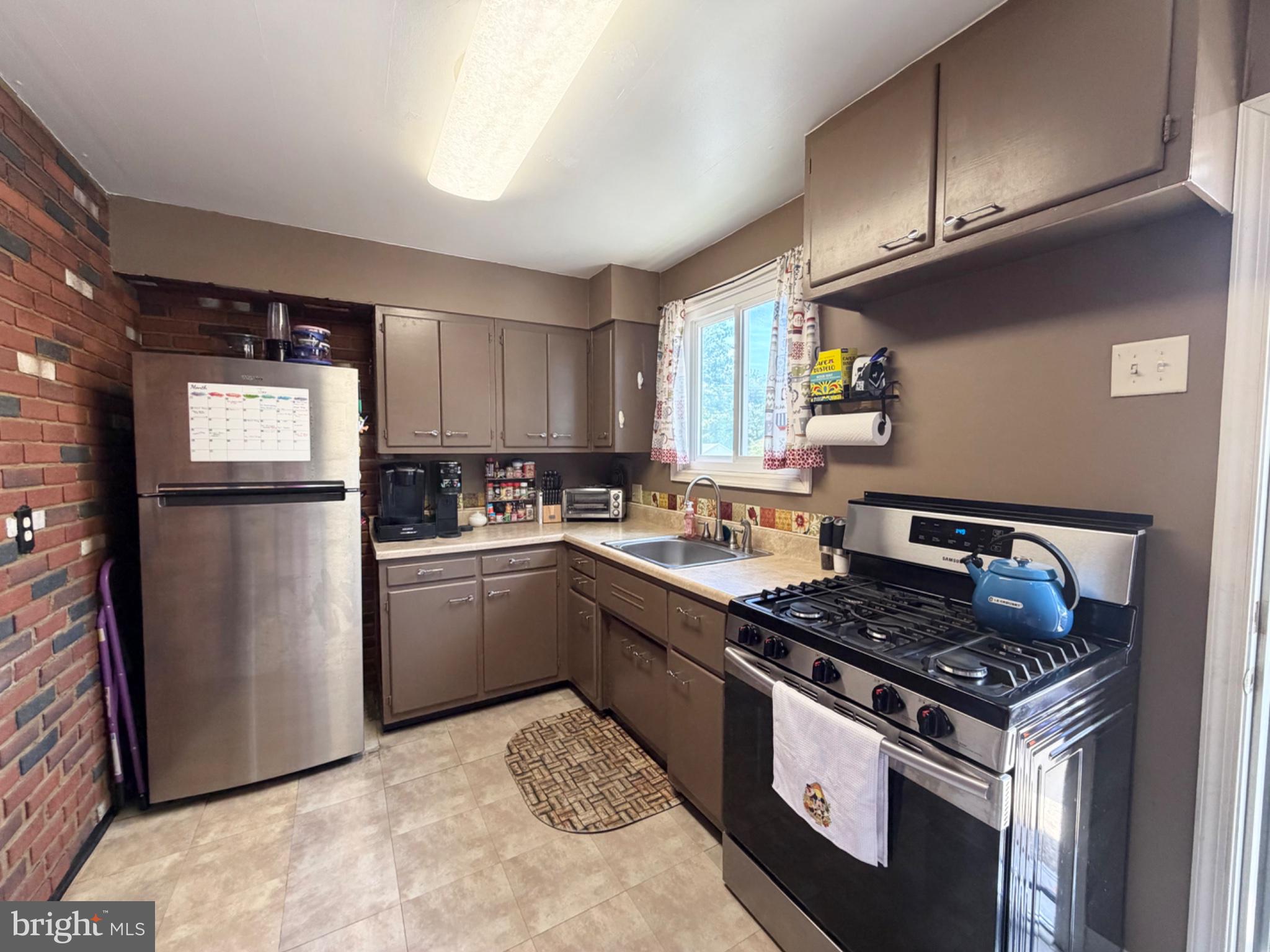 ABINGTON - Residential