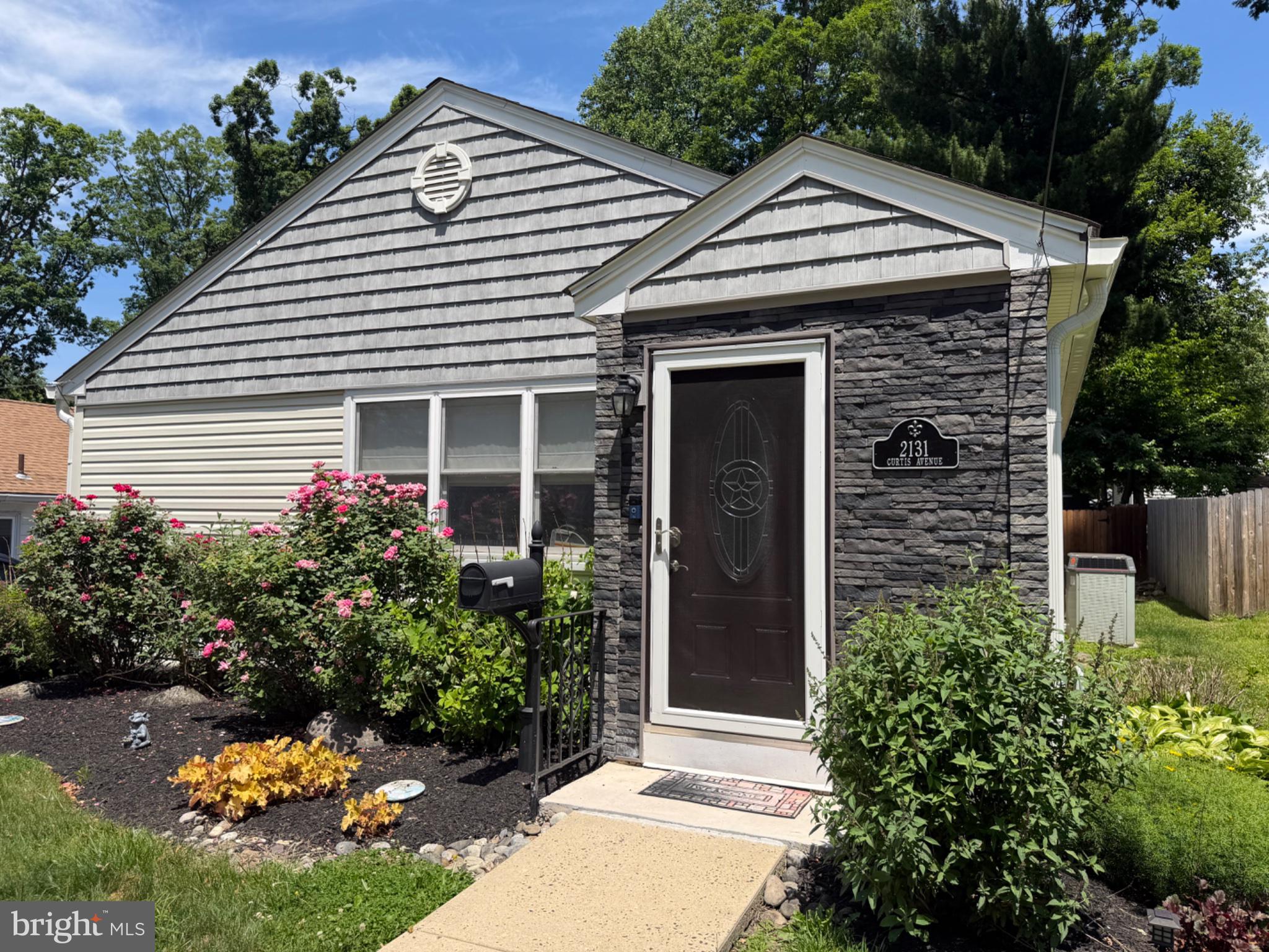 ABINGTON - Residential