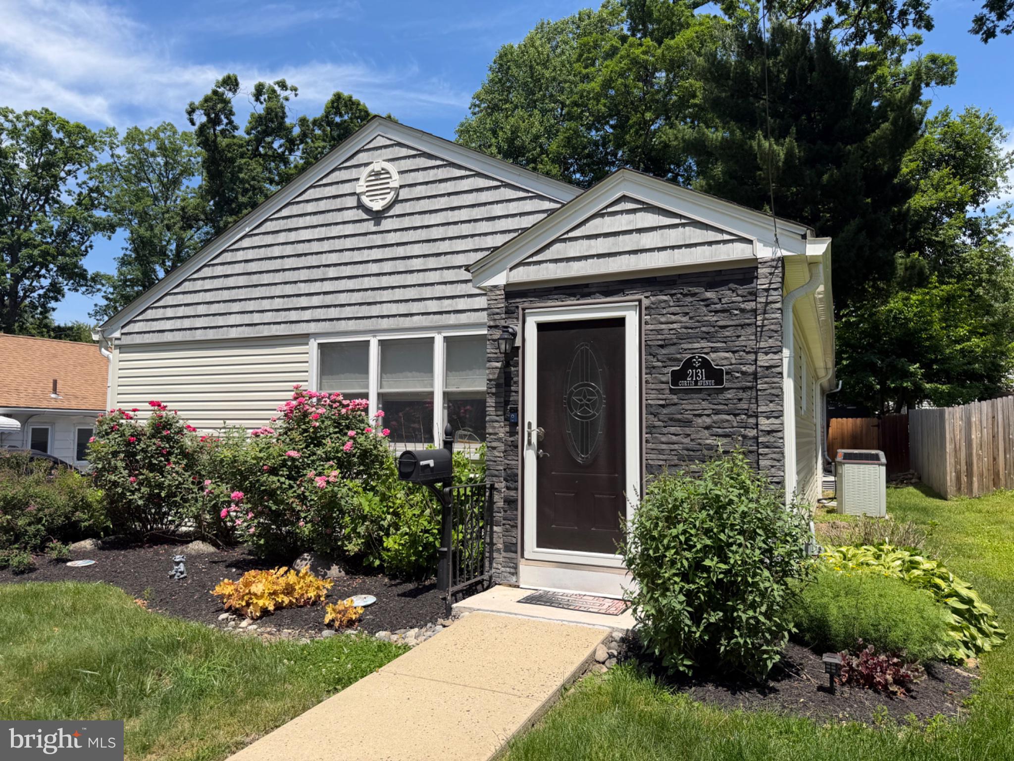 ABINGTON - Residential