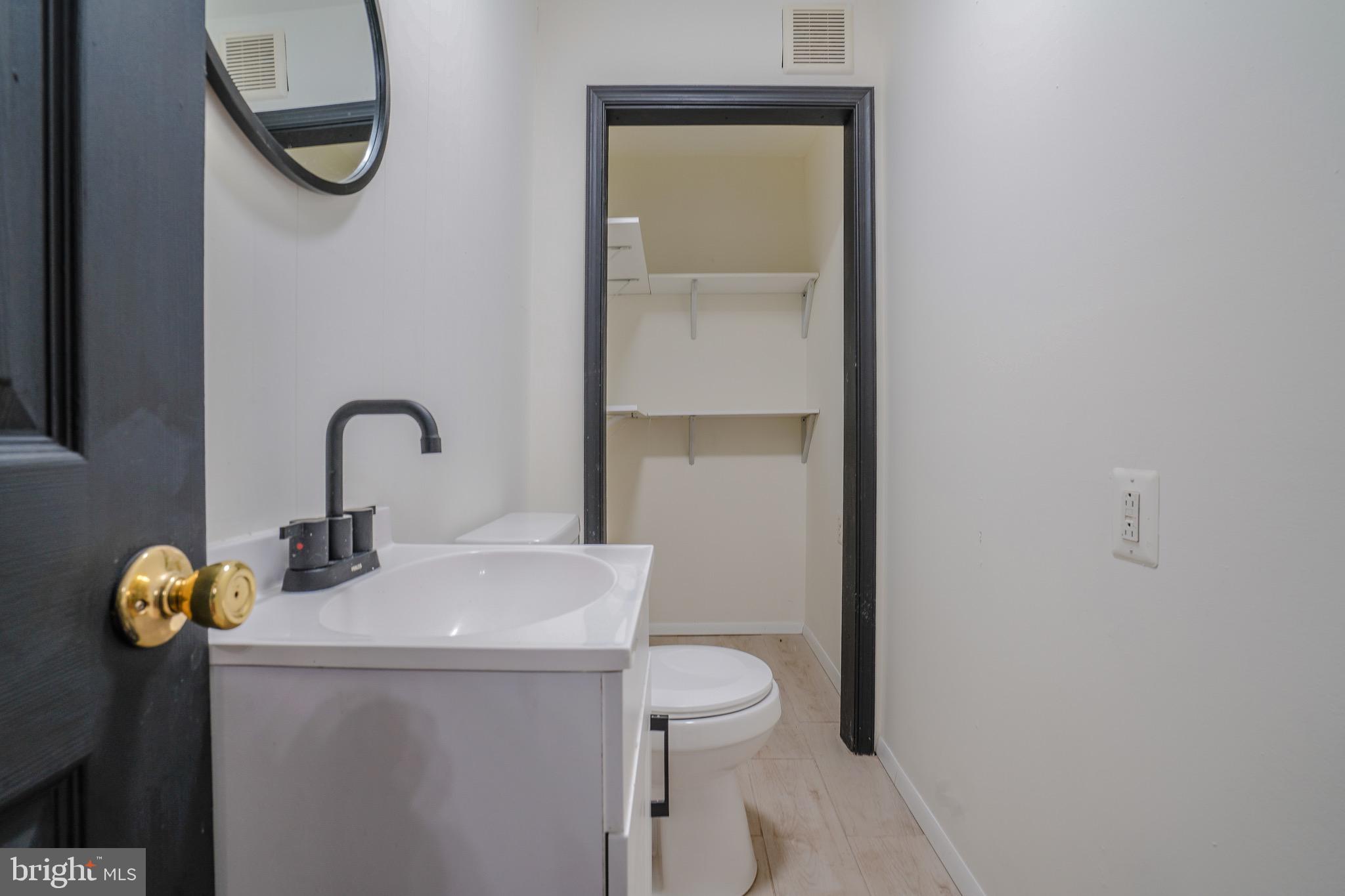 FRANCISVILLE - Residential Lease