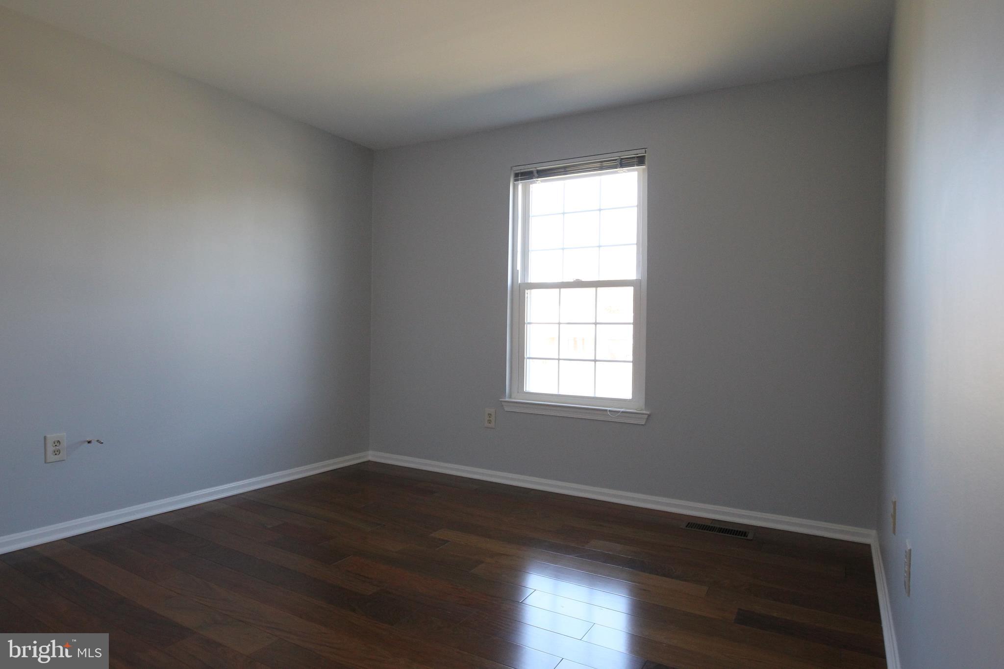 OAK SPRINGS - Residential Lease