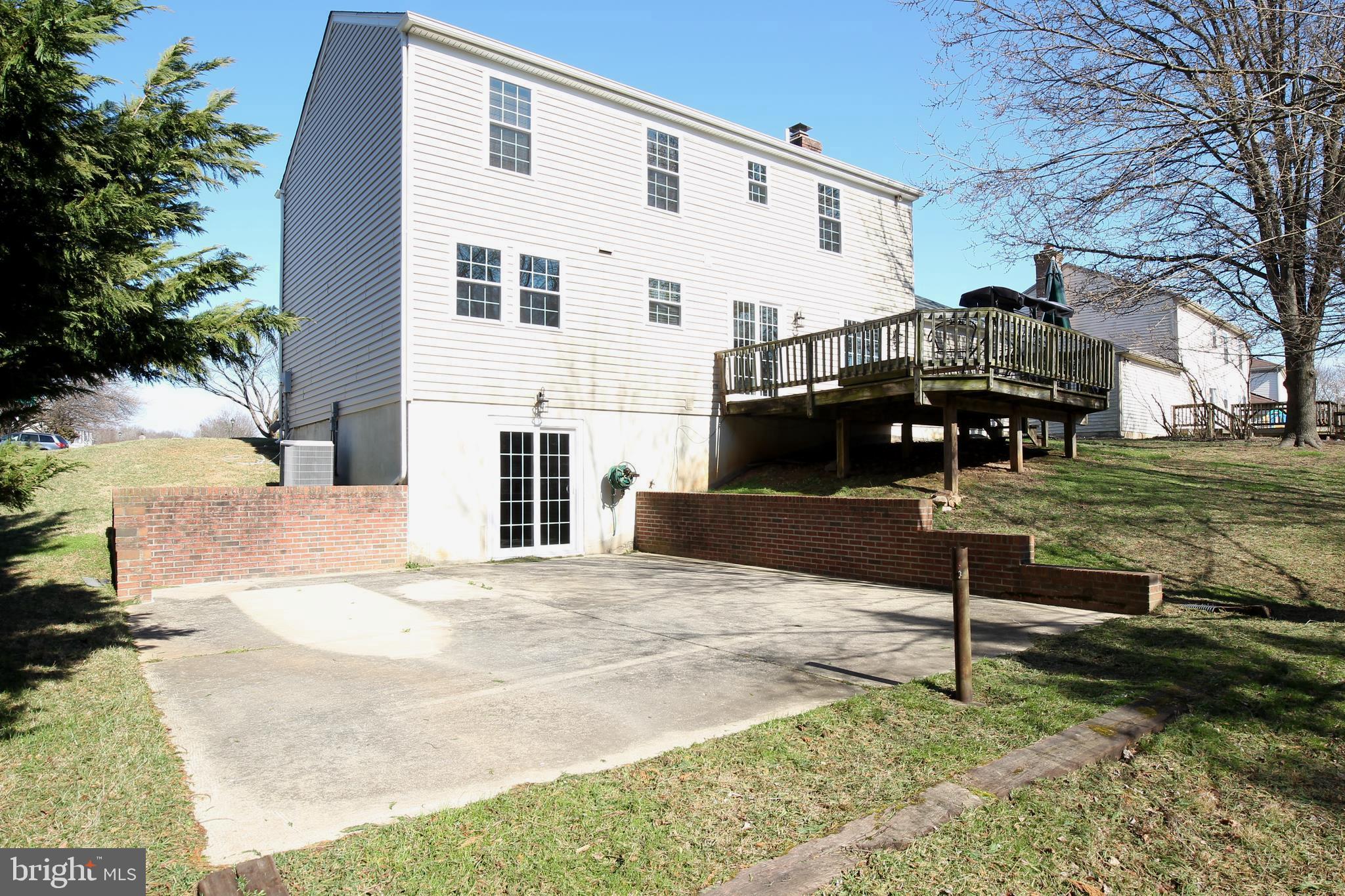 OAK SPRINGS - Residential Lease