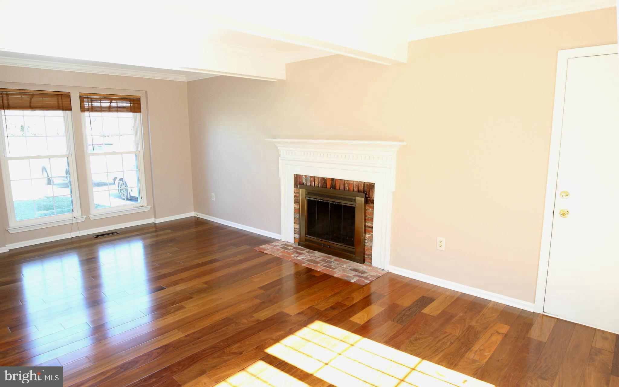 OAK SPRINGS - Residential Lease