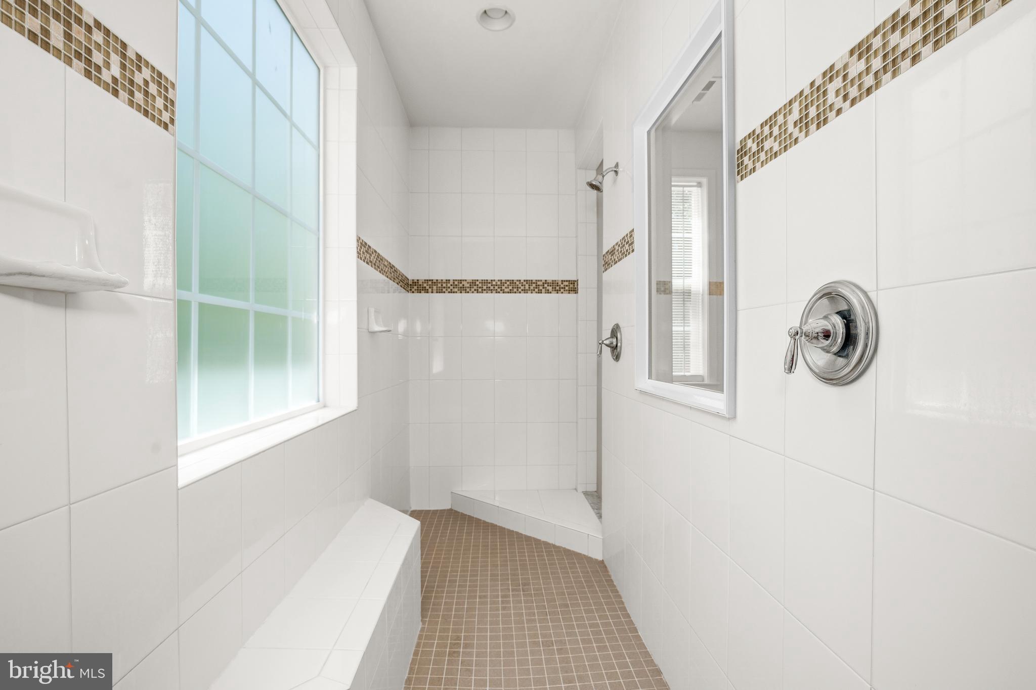 MAGRUDER EAST-PLAT 1> - Residential
