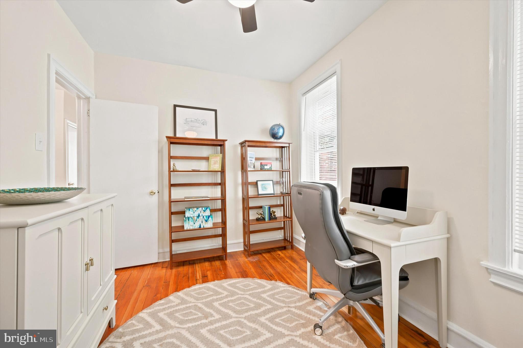 GERMANTOWN (EAST) - Residential