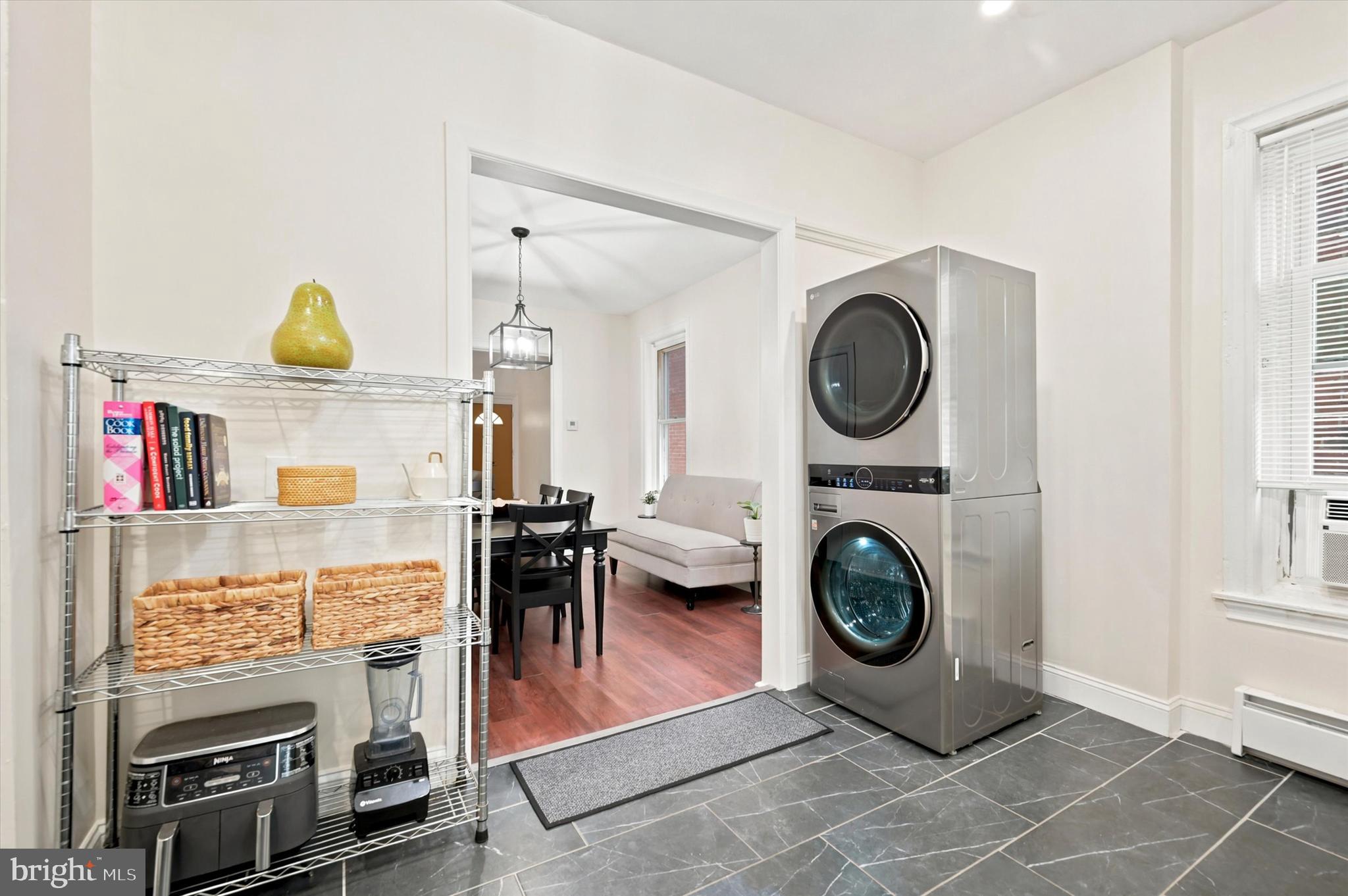 GERMANTOWN (EAST) - Residential