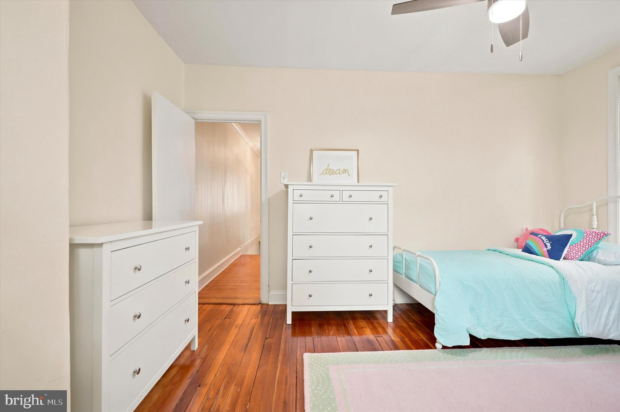 GERMANTOWN (EAST) - Residential