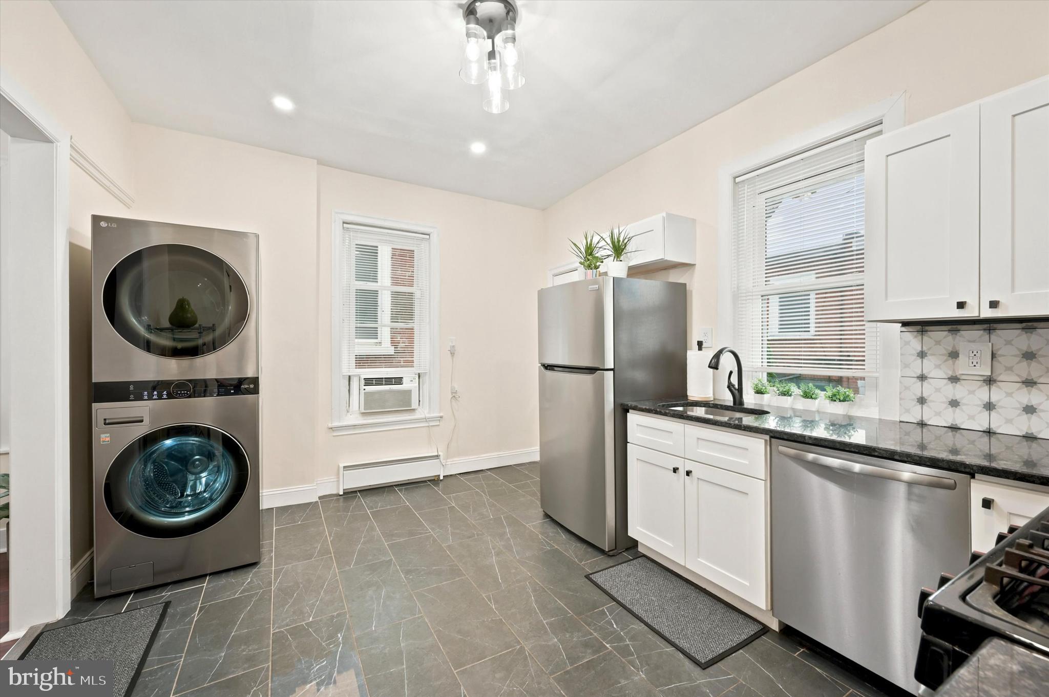 GERMANTOWN (EAST) - Residential