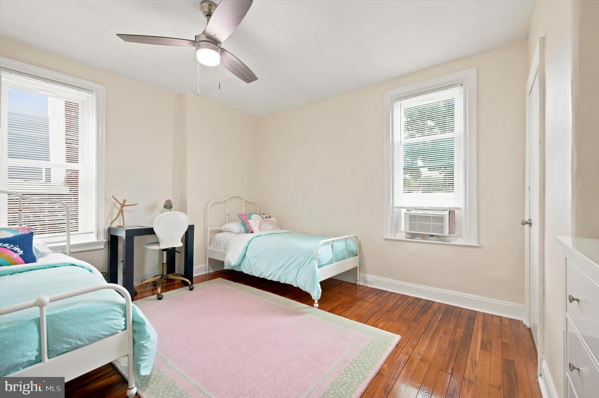 GERMANTOWN (EAST) - Residential