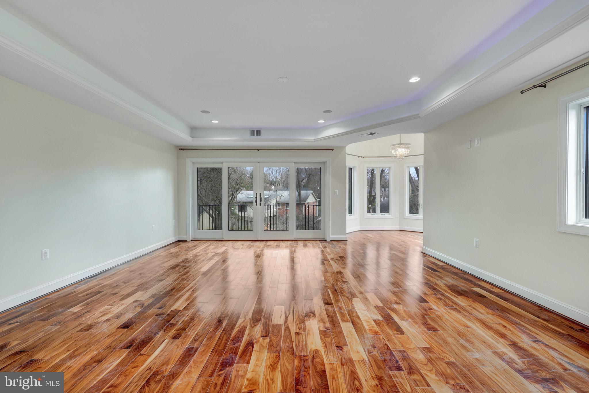 CHESTERBROOK WOODS - Residential Lease