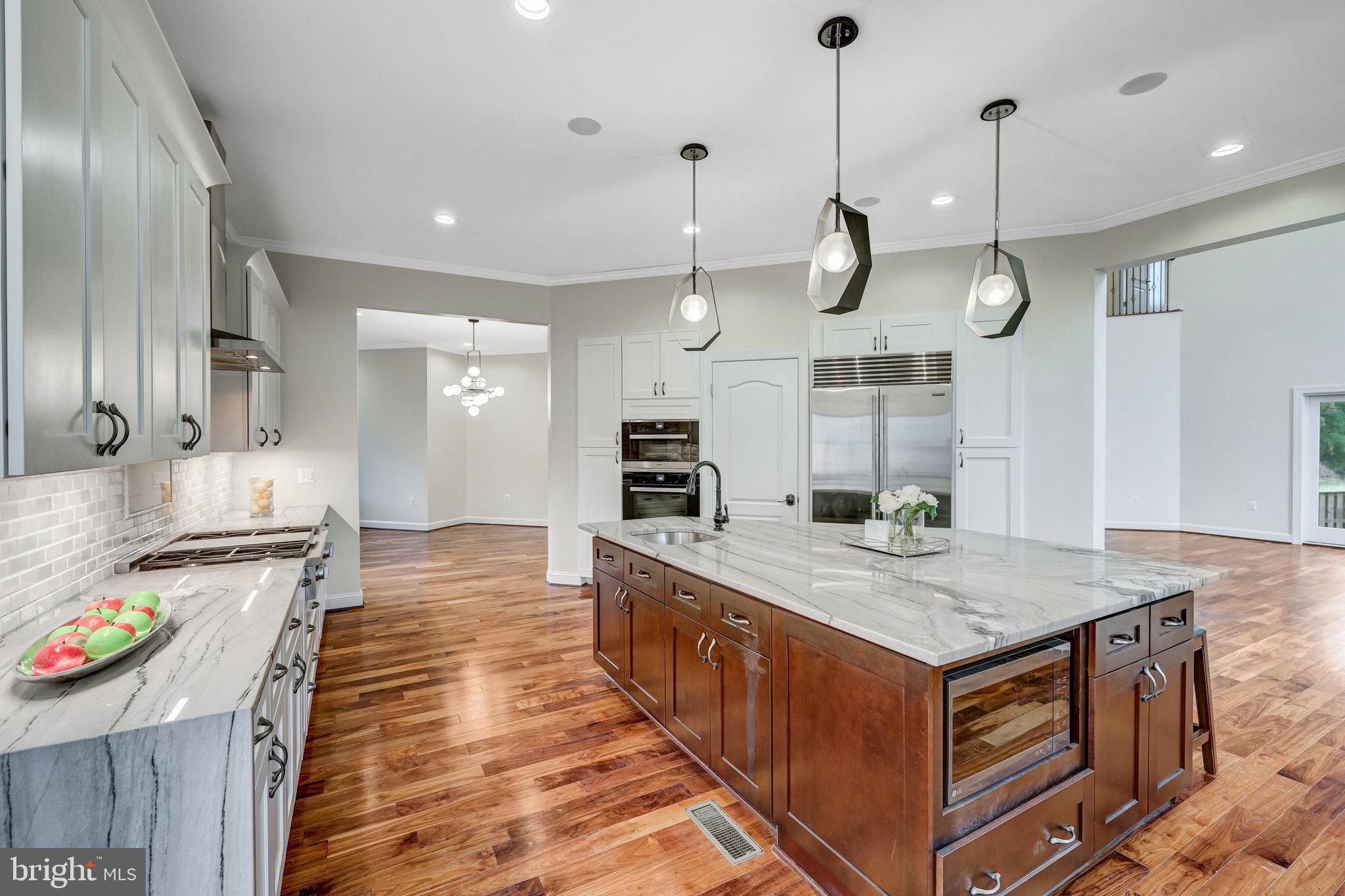 CHESTERBROOK WOODS - Residential Lease