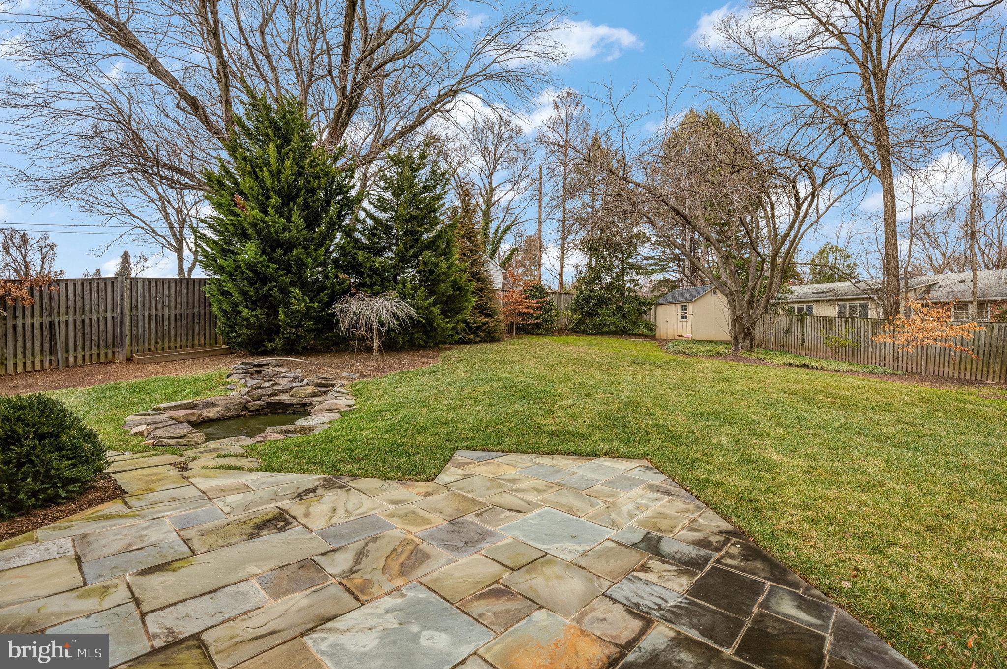 CHESTERBROOK WOODS - Residential Lease