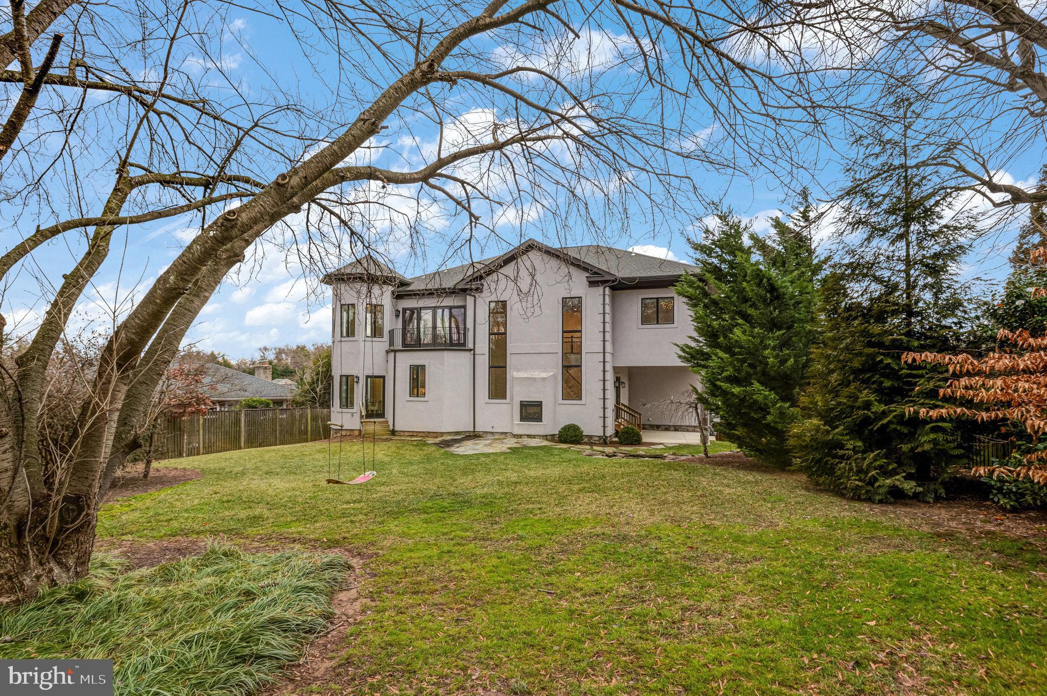 CHESTERBROOK WOODS - Residential Lease