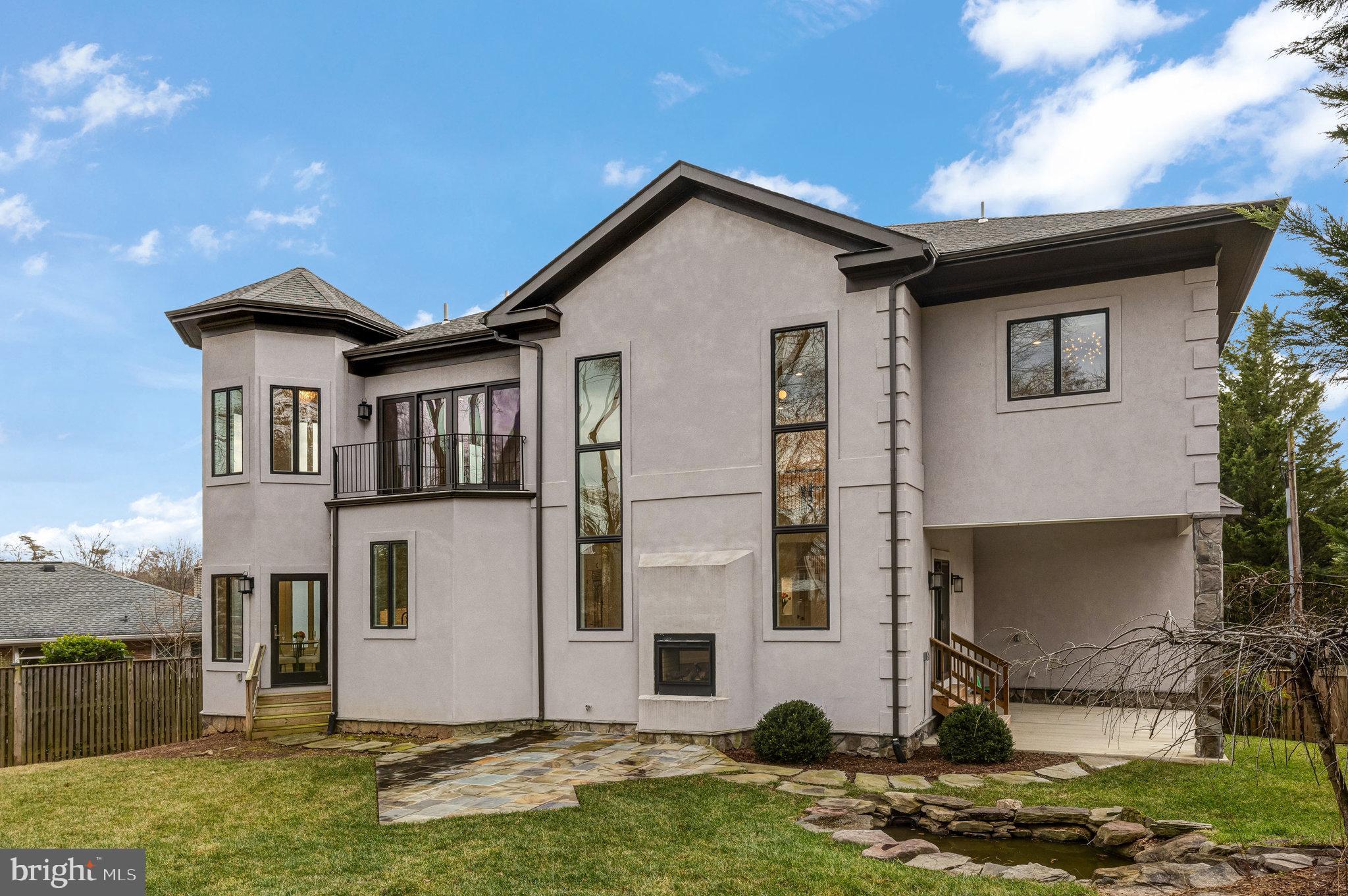 CHESTERBROOK WOODS - Residential Lease